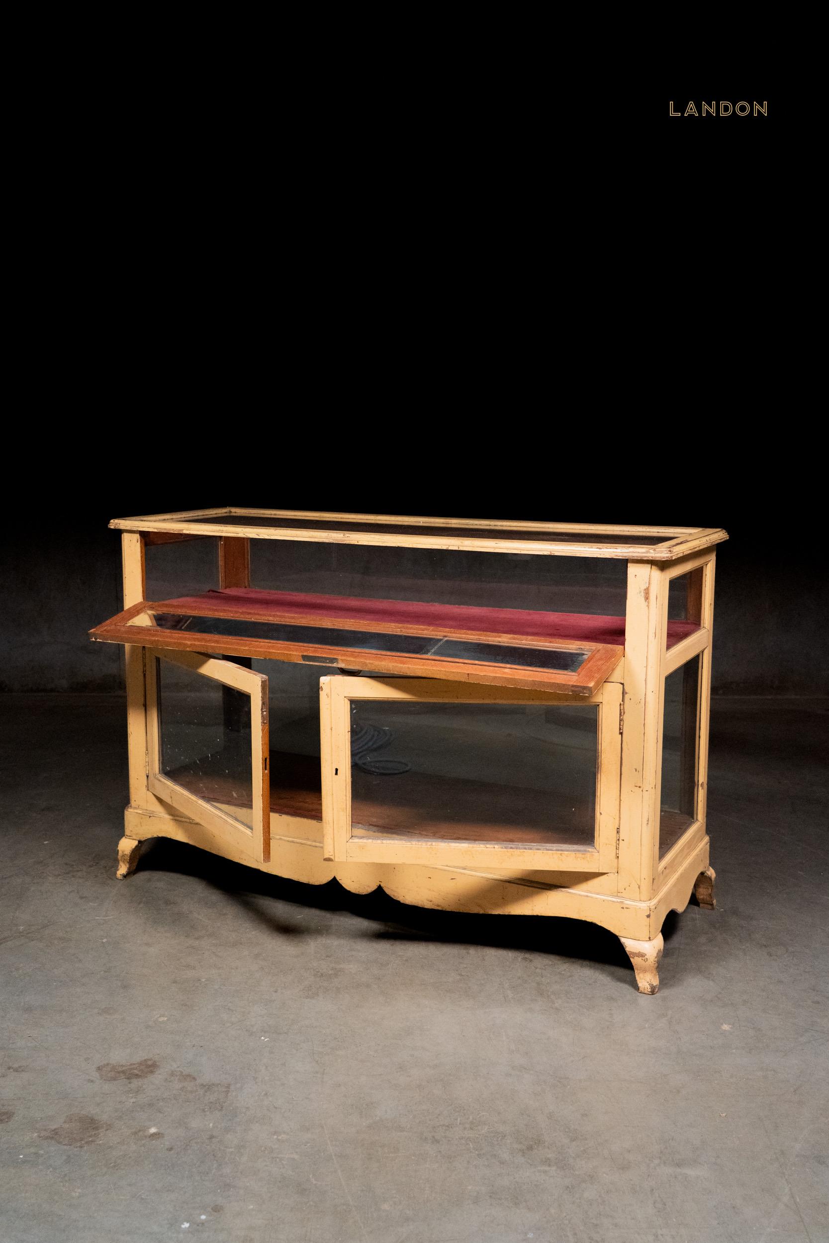 Vetrina francese del XIX secolo in vendita 2