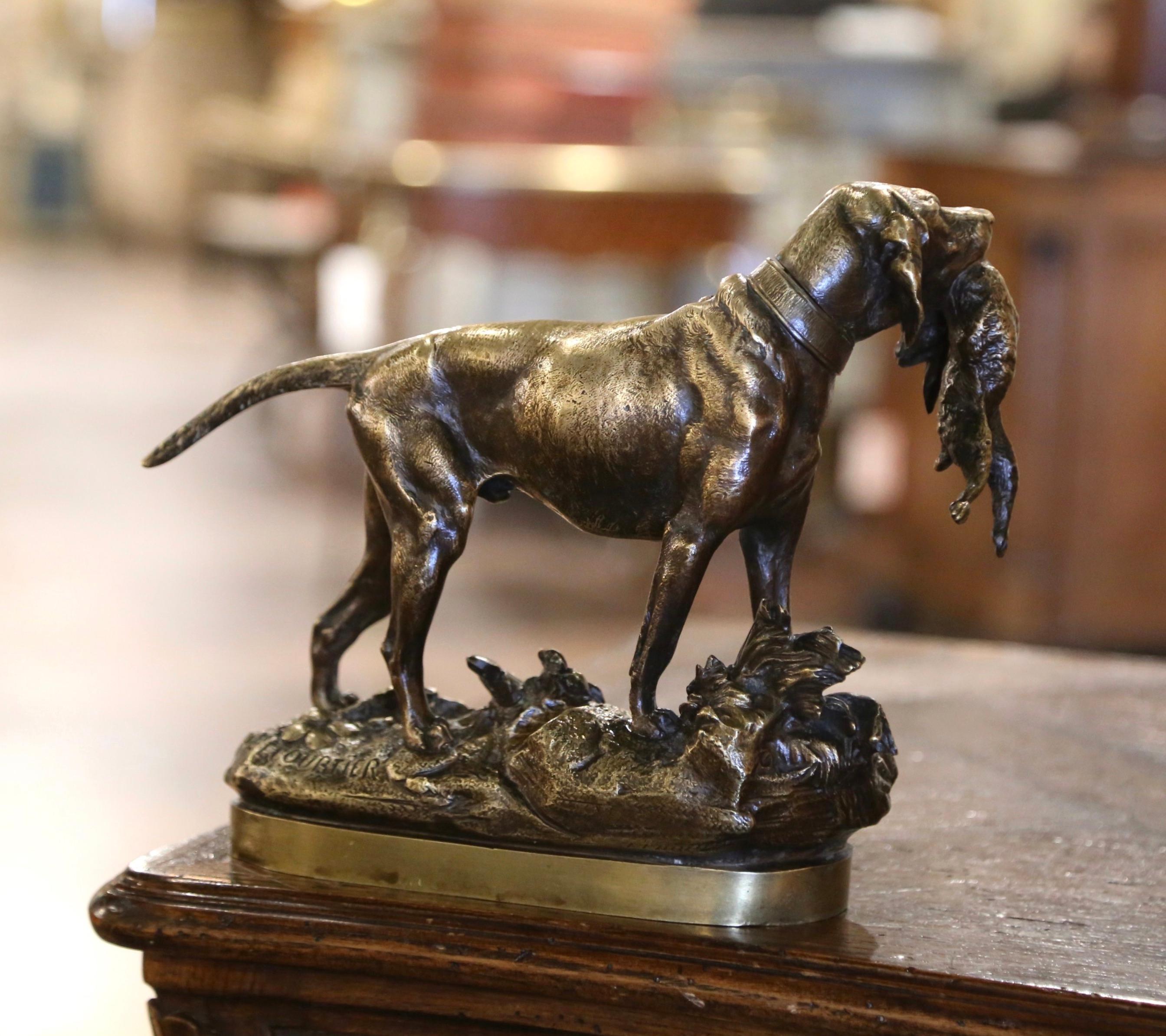 19. Jahrhundert Französisch Hund und Kaninchen Vergoldete Bronze-Skulptur Signiert P. Lecourtier im Angebot 1