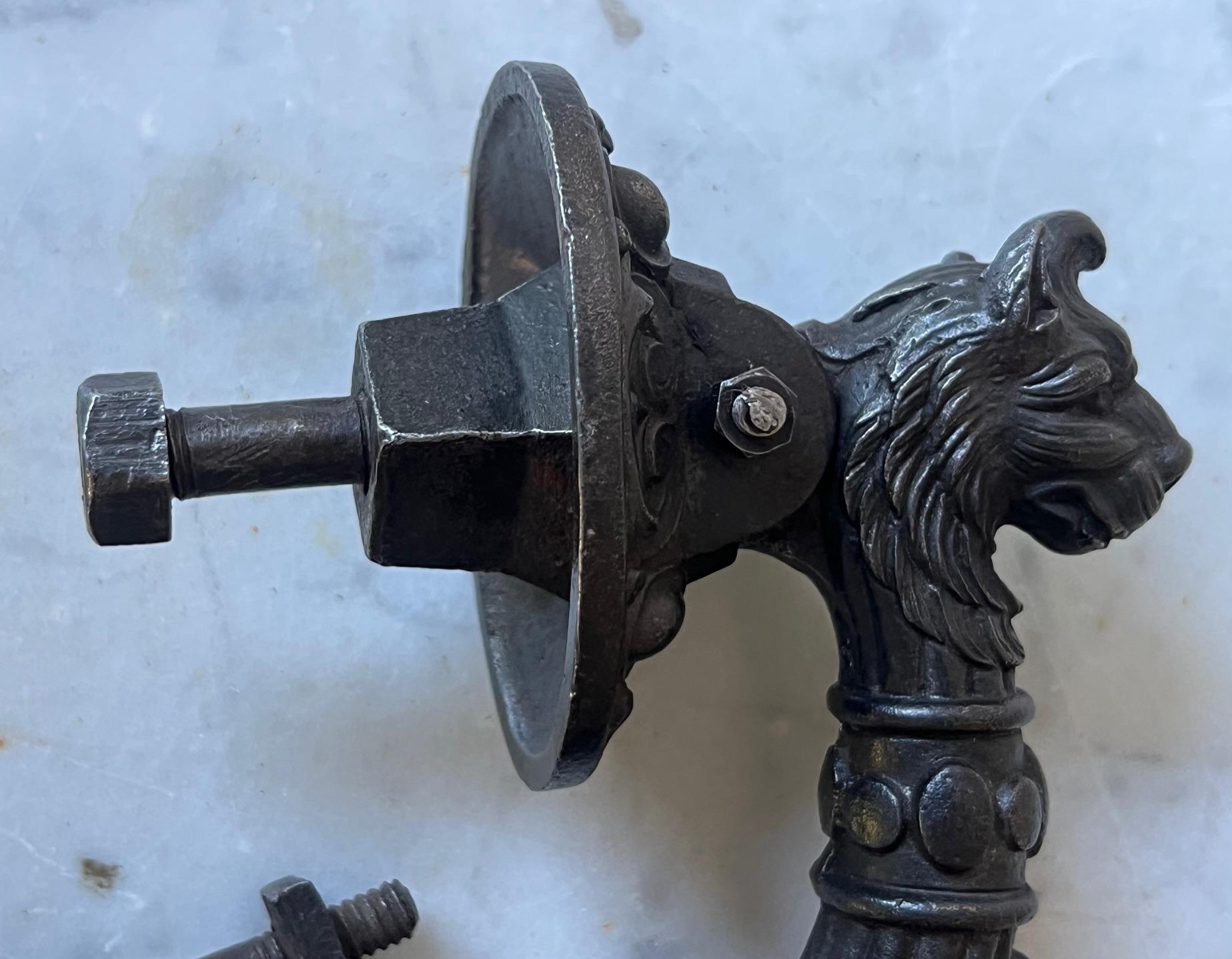 19th Century French Door Knocker With Dog im Angebot 5
