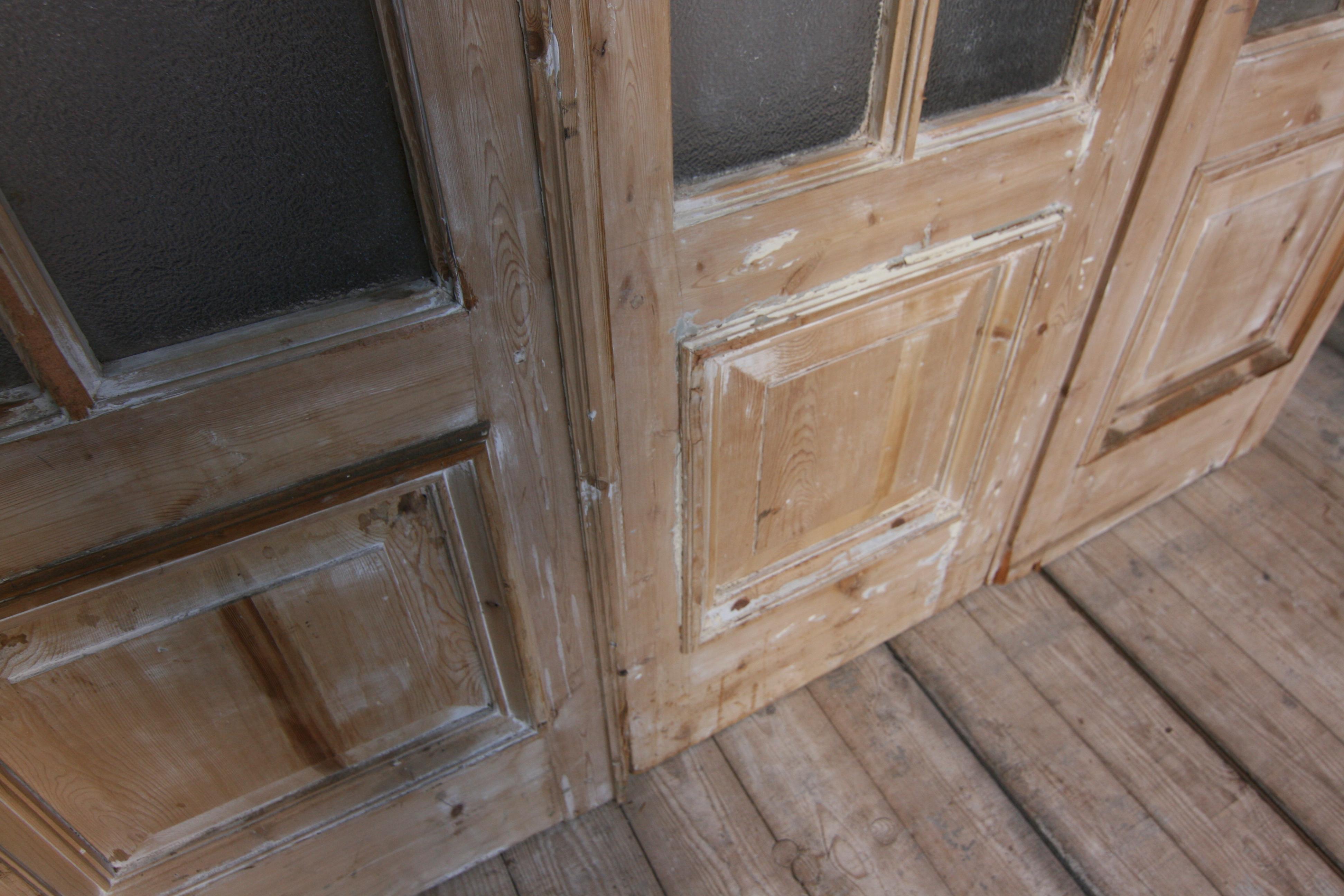 19th Century French Doors Made of Pine, Set of 7 4