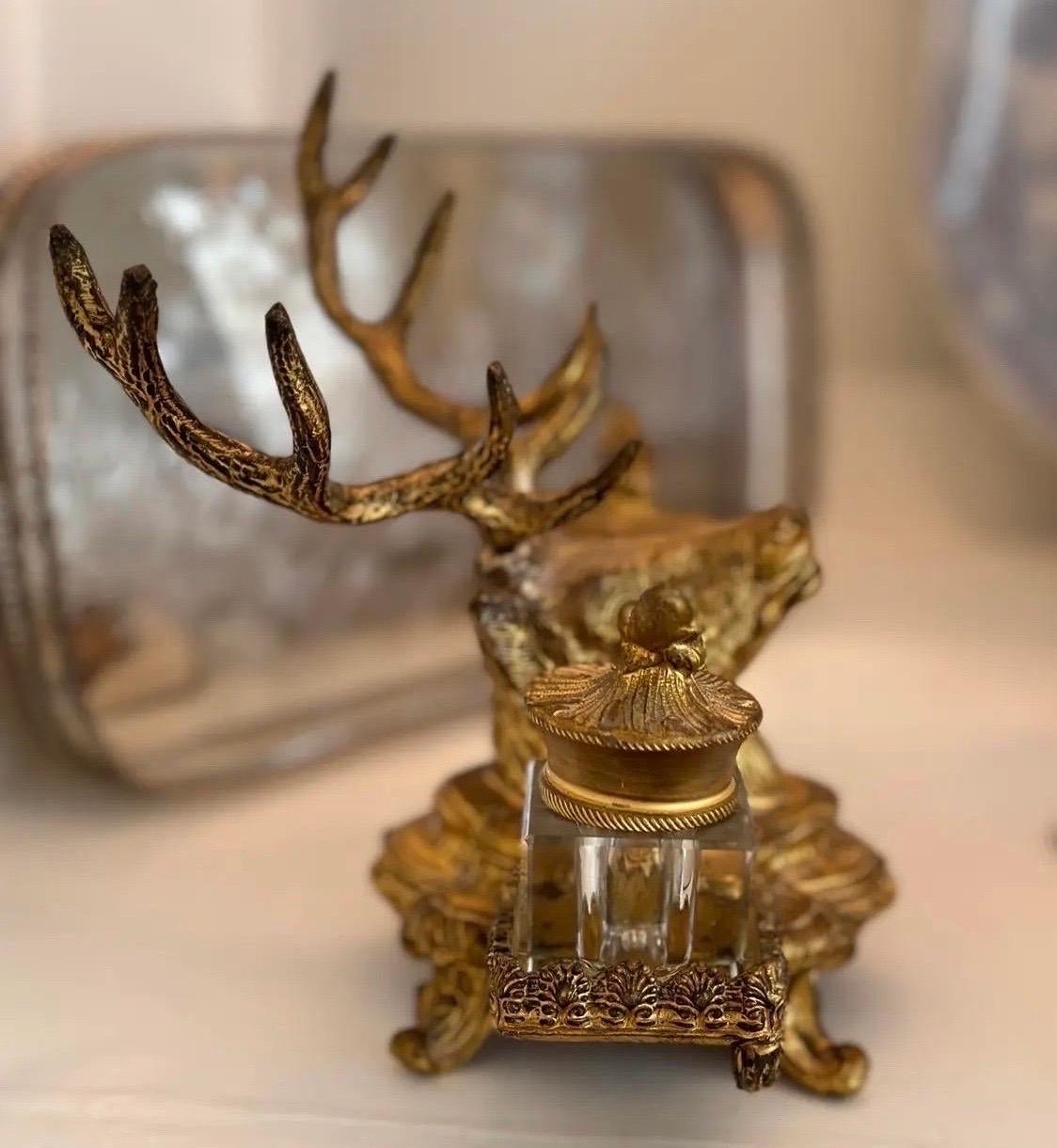 19th Century French Dore Gilt Gold Metal Double Inkwell Set In Fair Condition For Sale In Atlanta, GA