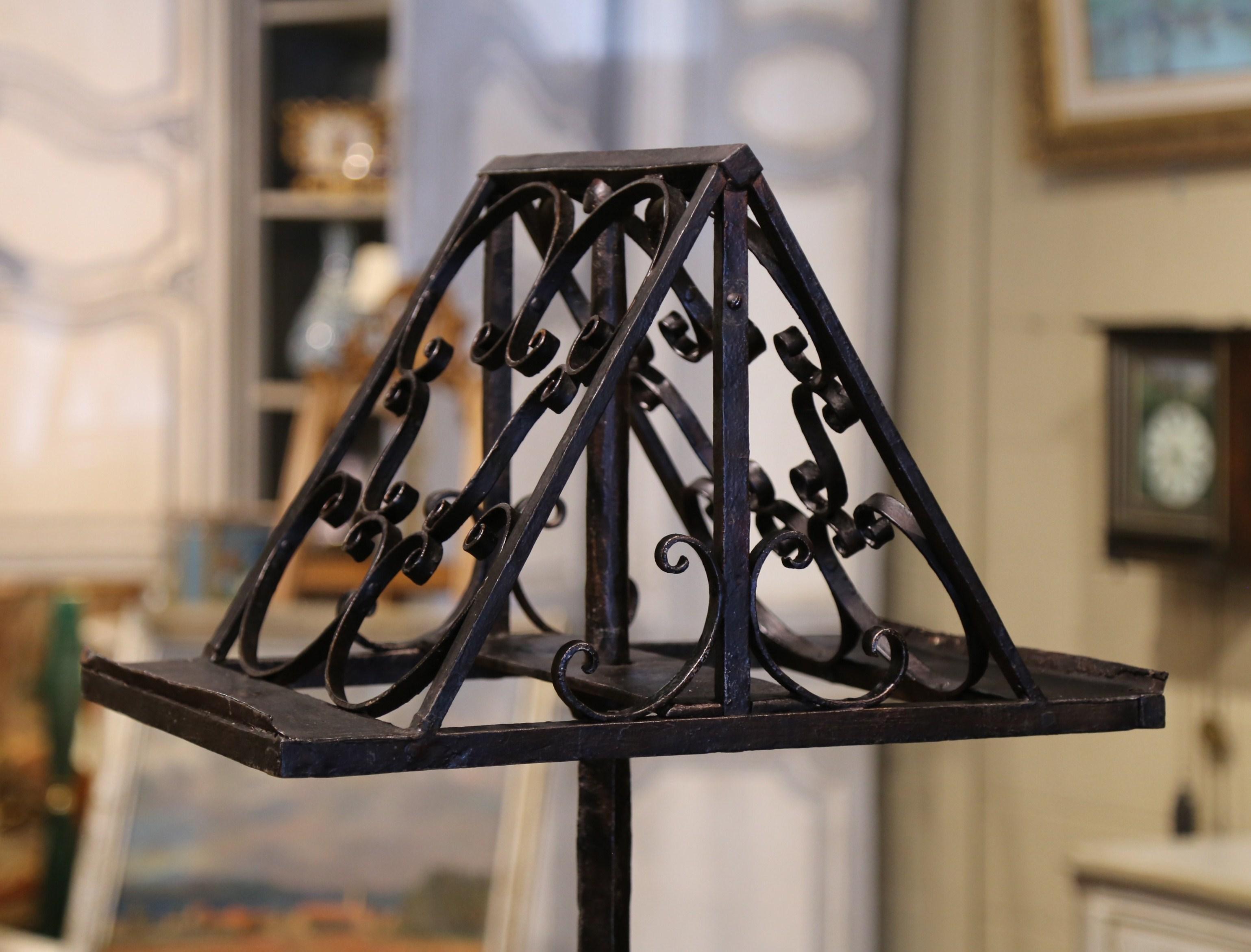 19th Century French Double-Sided Swivel Wrought Iron Music Stand Lectern For Sale 1