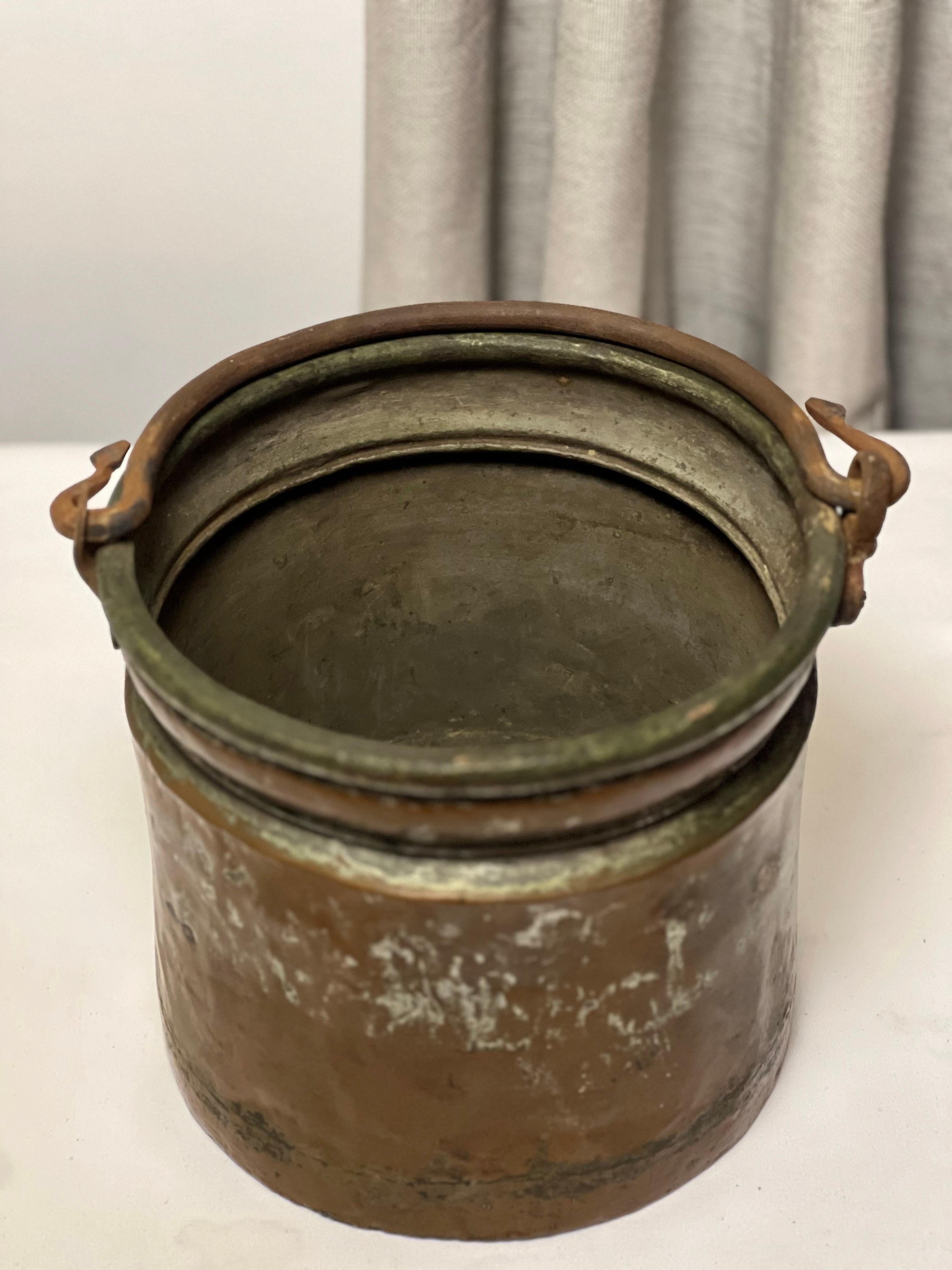 19th Century French Dovetailed Copper Bucket or Jardiniere with Handle For Sale 7