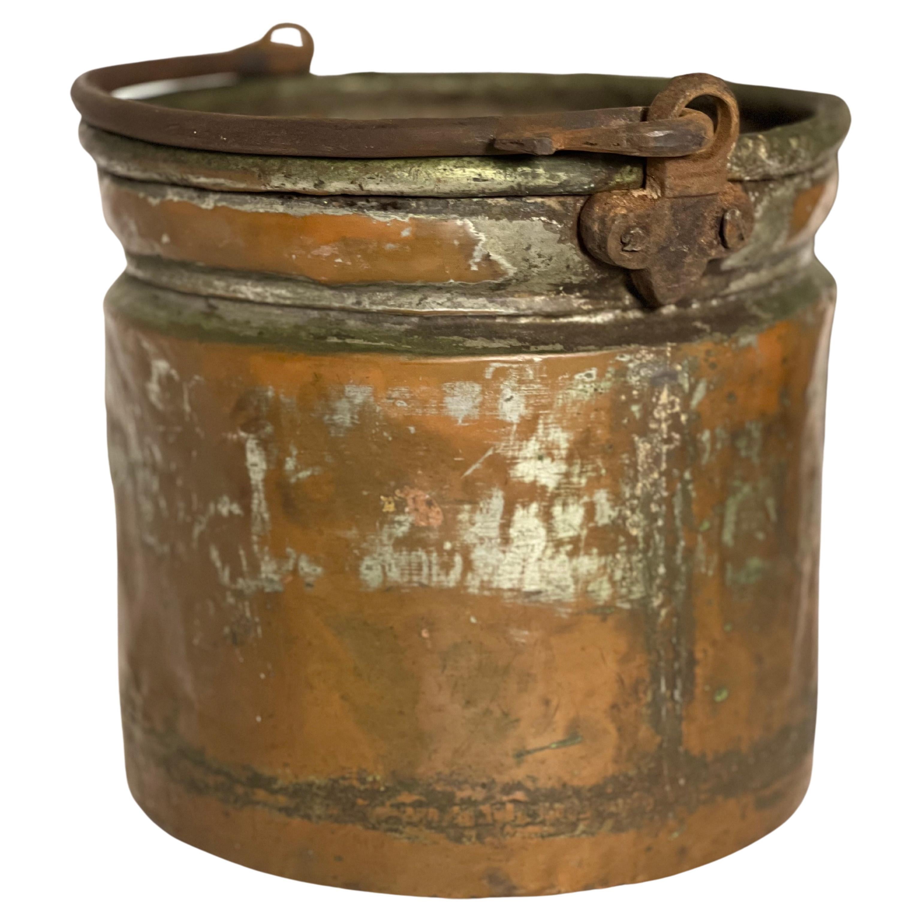 Seau ou jardinière français du 19ème siècle en cuivre à queue d'aronde avec poignée