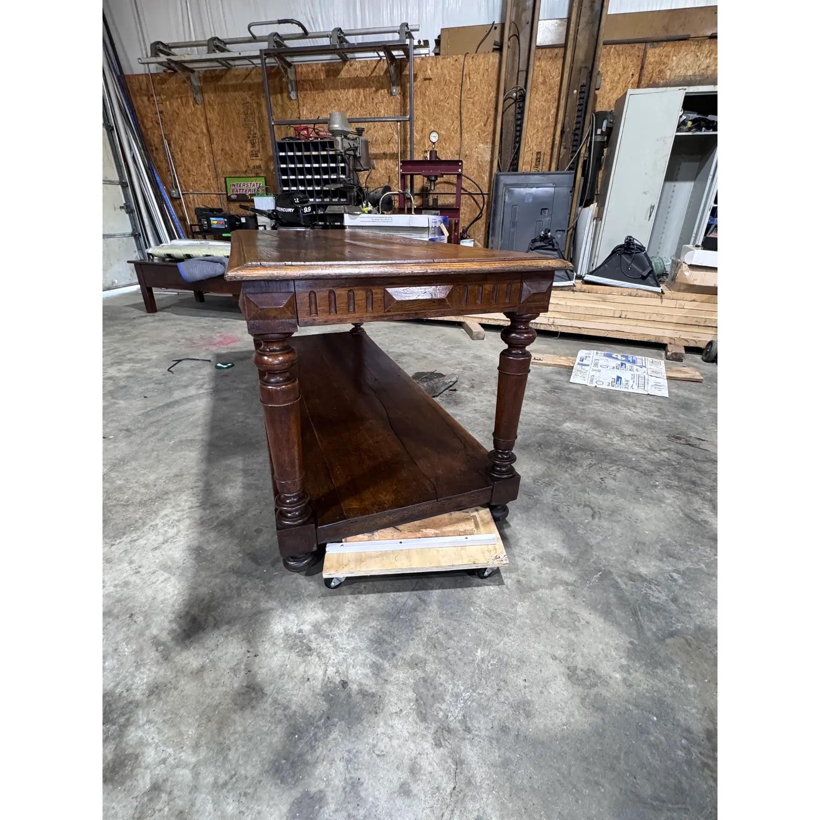 19th Century French Drapers Table For Sale 4