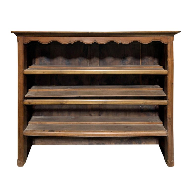 19th Century French Dresser Top With Three Shelves Scalloped Edge