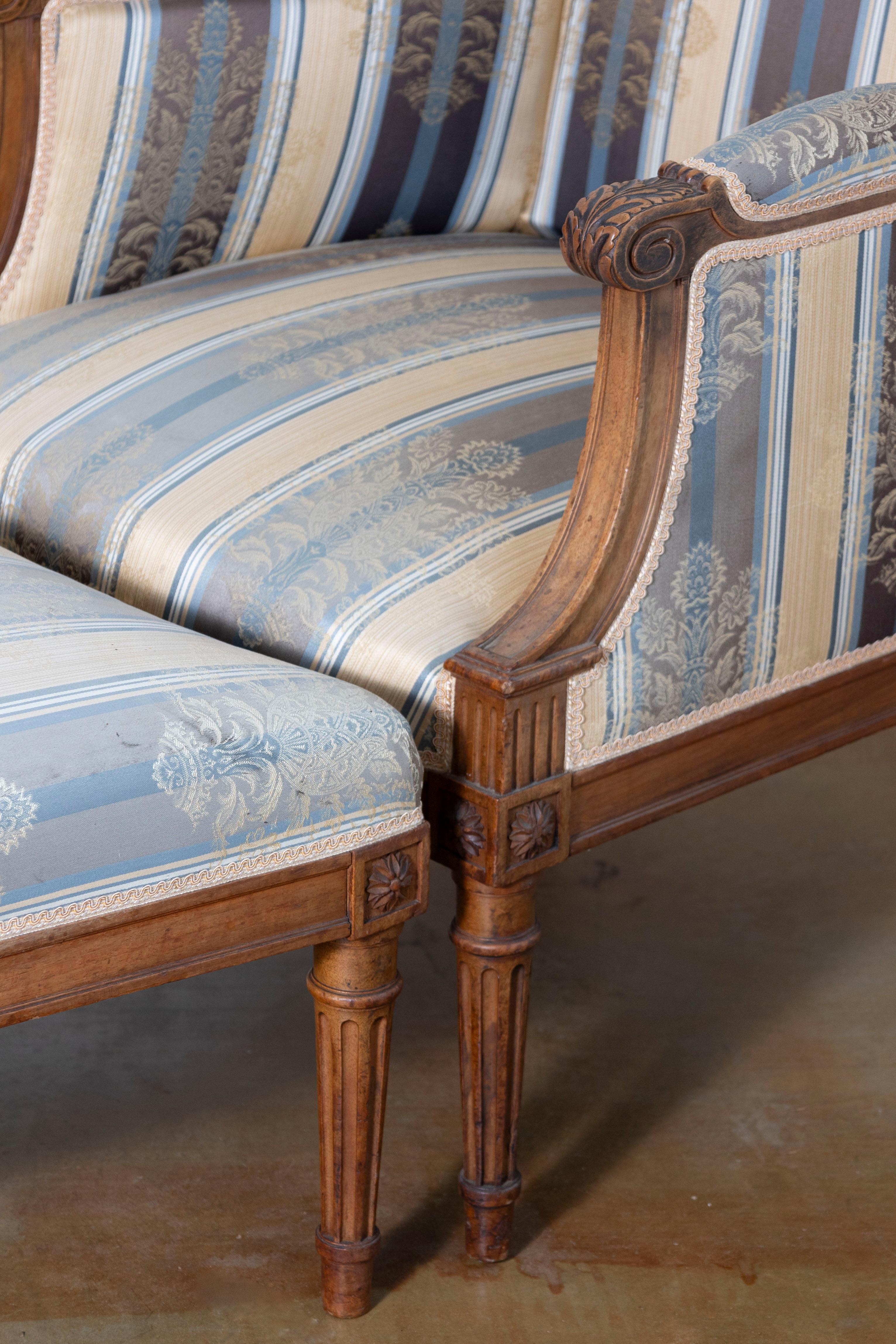 19th Century French Duchesse Brisse For Sale 2