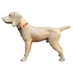Französische Steingut-Hundeskulptur aus dem 19. Jahrhundert aus Bavent in der Normandie