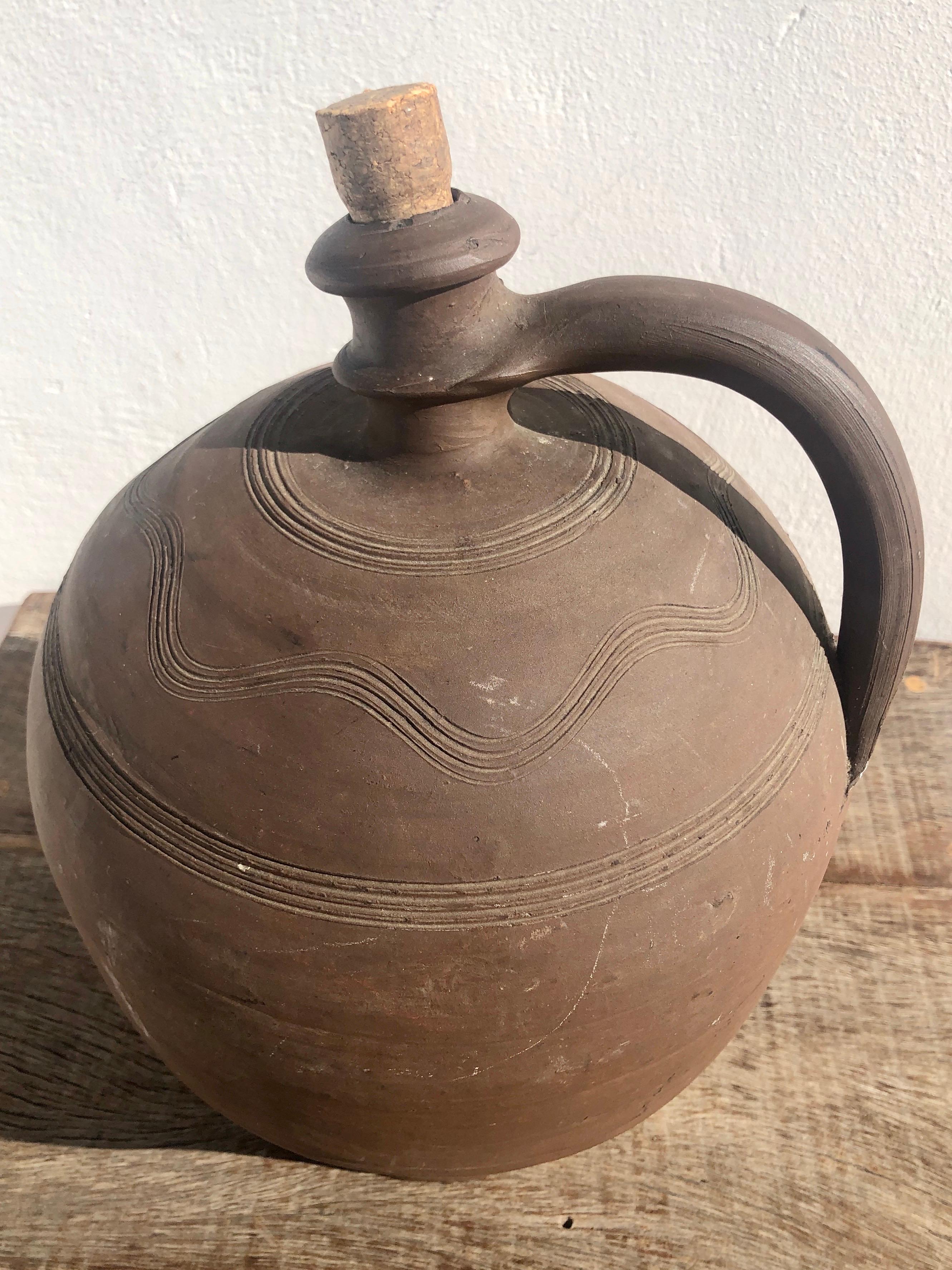 19th Century French Earthenware Pot, Antique European Pottery In Good Condition For Sale In PEGO, ES