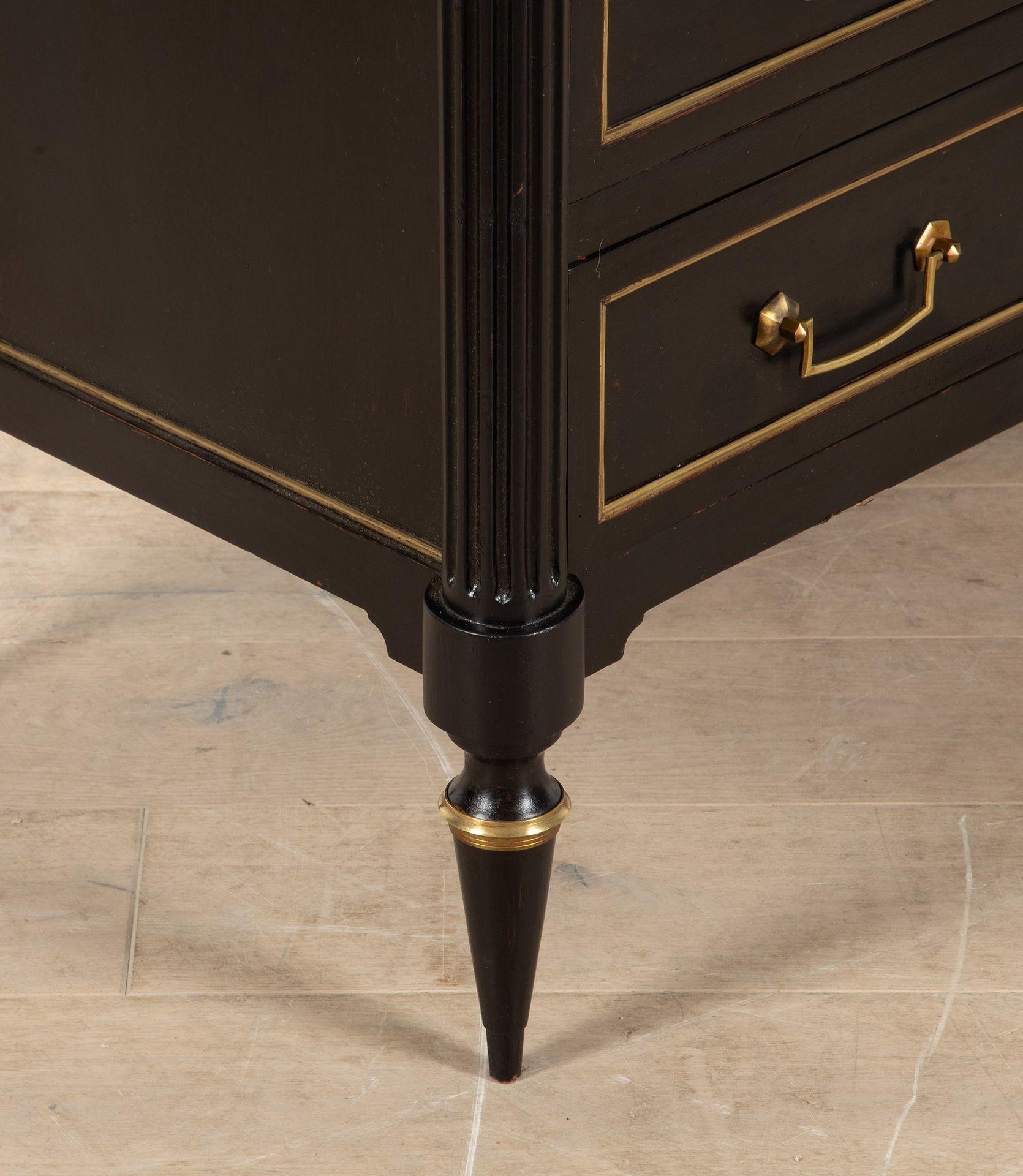 19th Century French Ebonised Three Drawer Commode For Sale 1