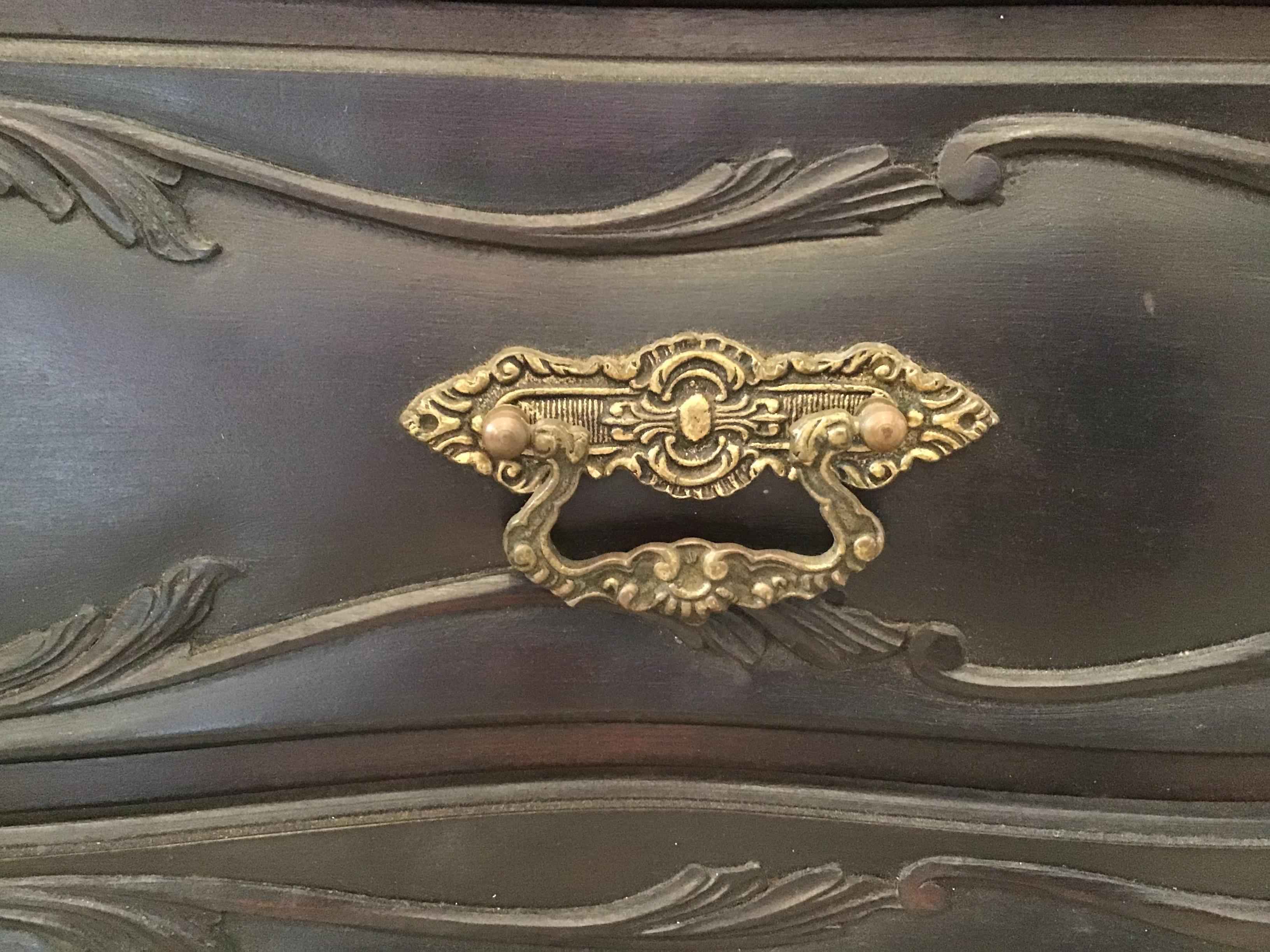 19th Century French Ebonized Chest of Drawers with Its Original Patina, 1890s For Sale 3