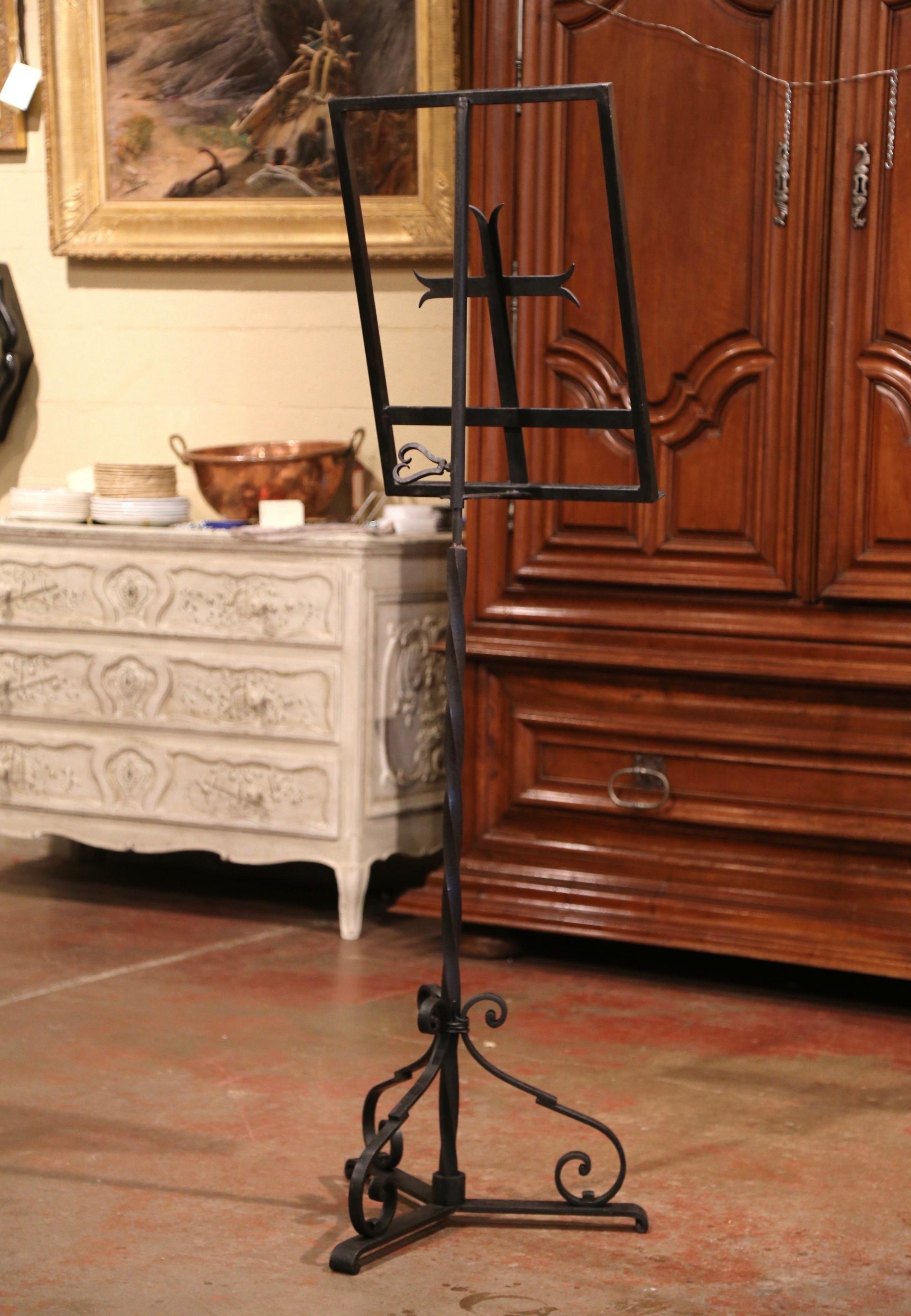 19th Century French Ecclesiastical Wrought Iron Swivel Lectern with Center Cross 1