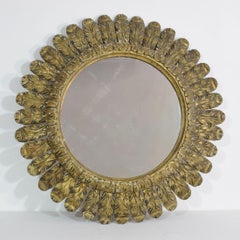 19th Century French Elegant Gilt Carved Wood Circular Feather Mirror