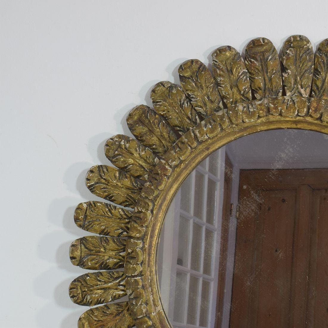 19th Century French Elegant Gilt Carved Wood Circular Feather Mirror 1