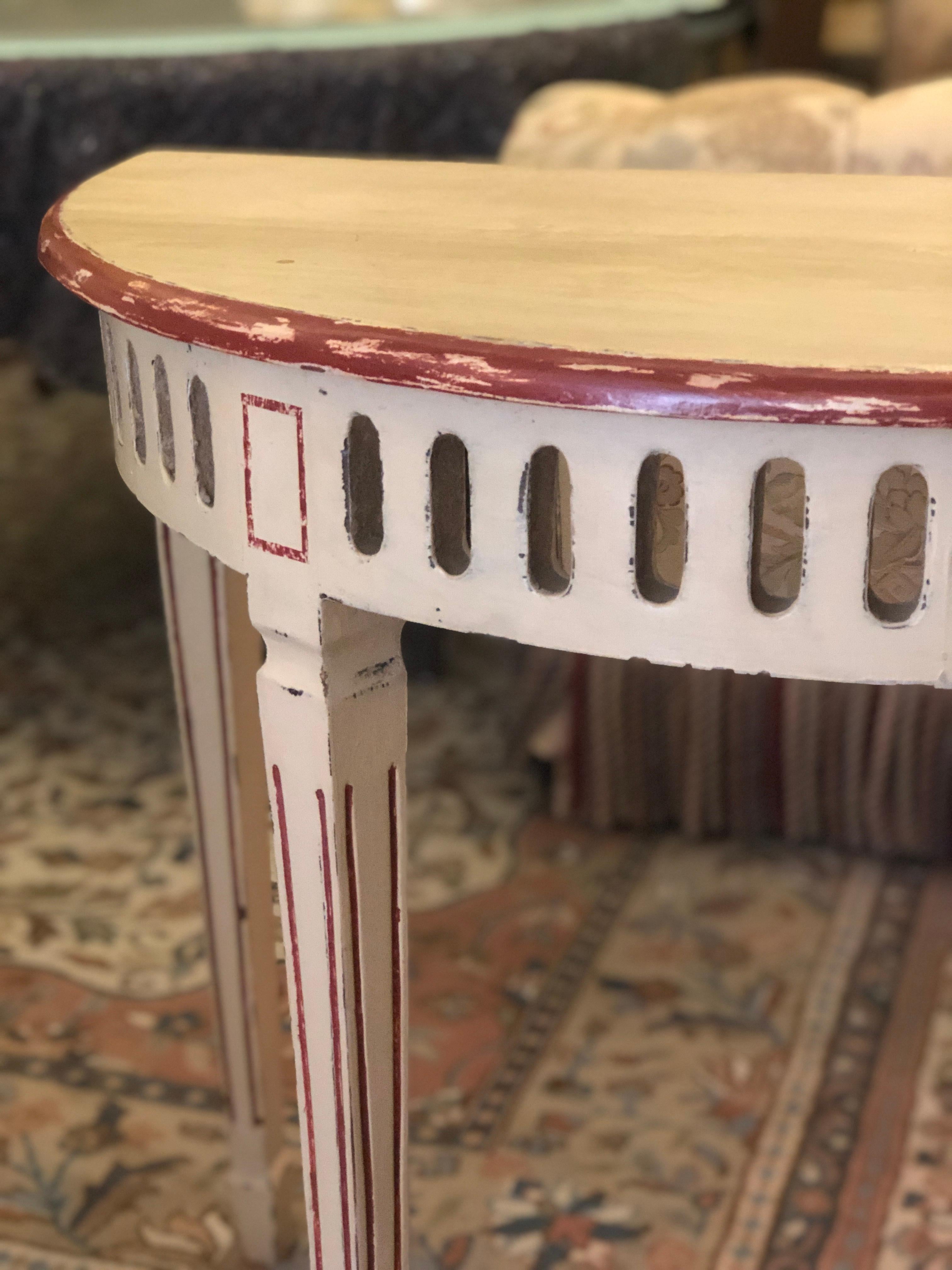 Legno Console elegante in legno massiccio francese del XIX secolo in stile Luigi XV in vendita