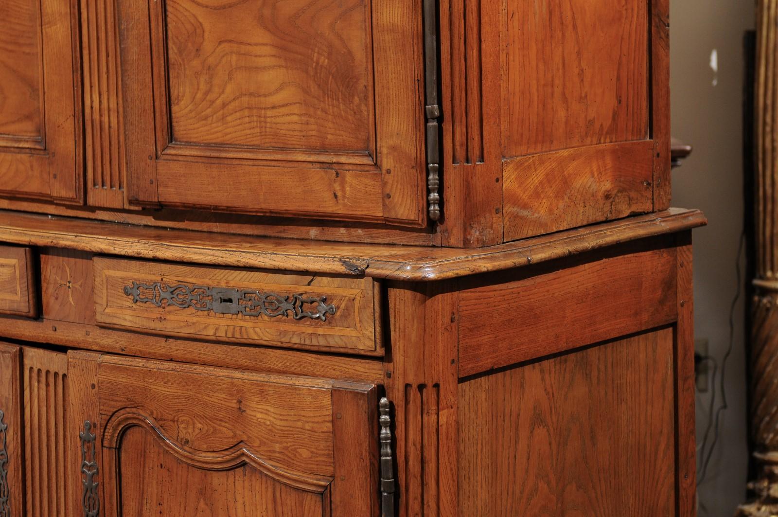 19th Century French Elm Buffet Deux Corps For Sale 12