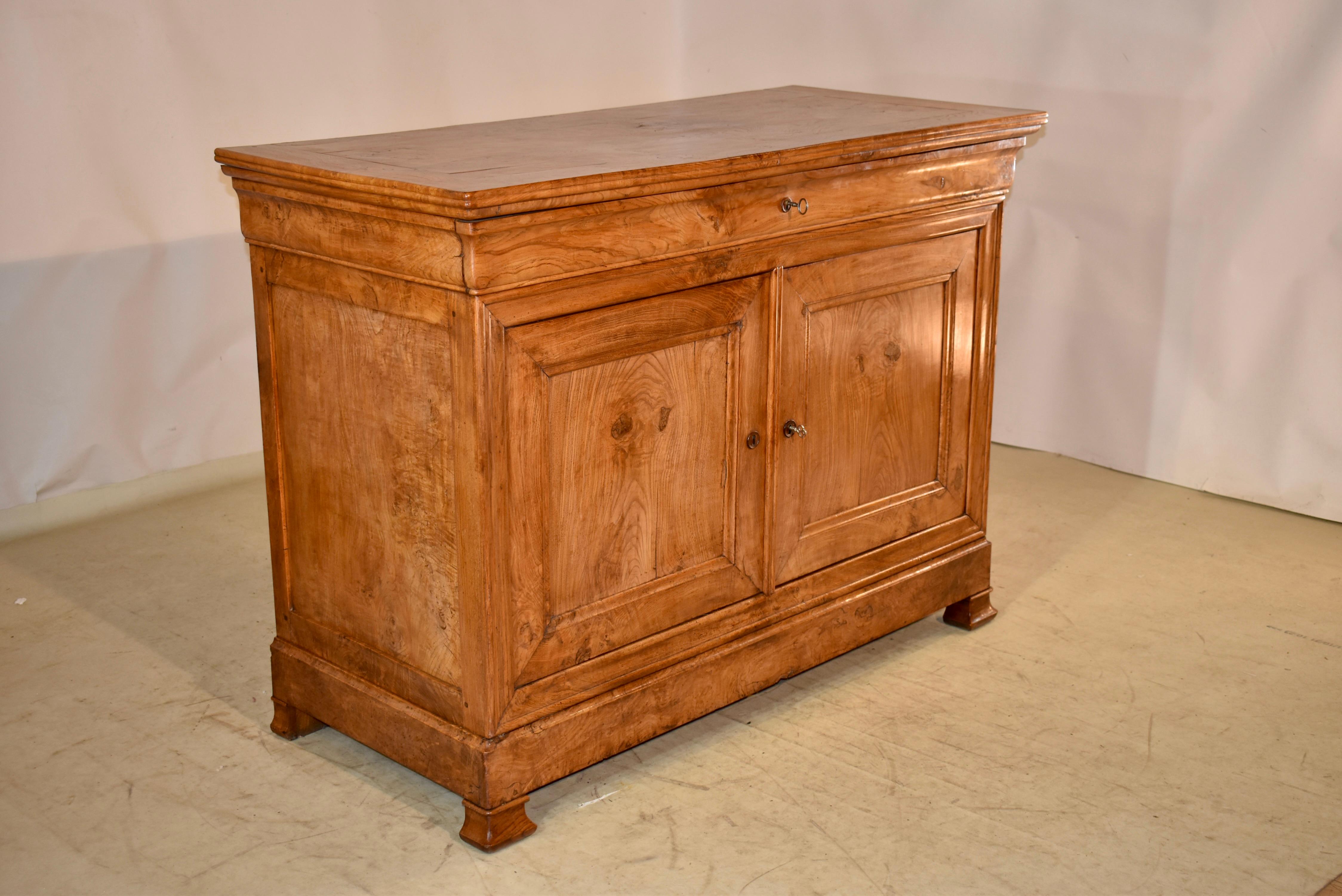 19th Century French Elm Buffet  For Sale 1