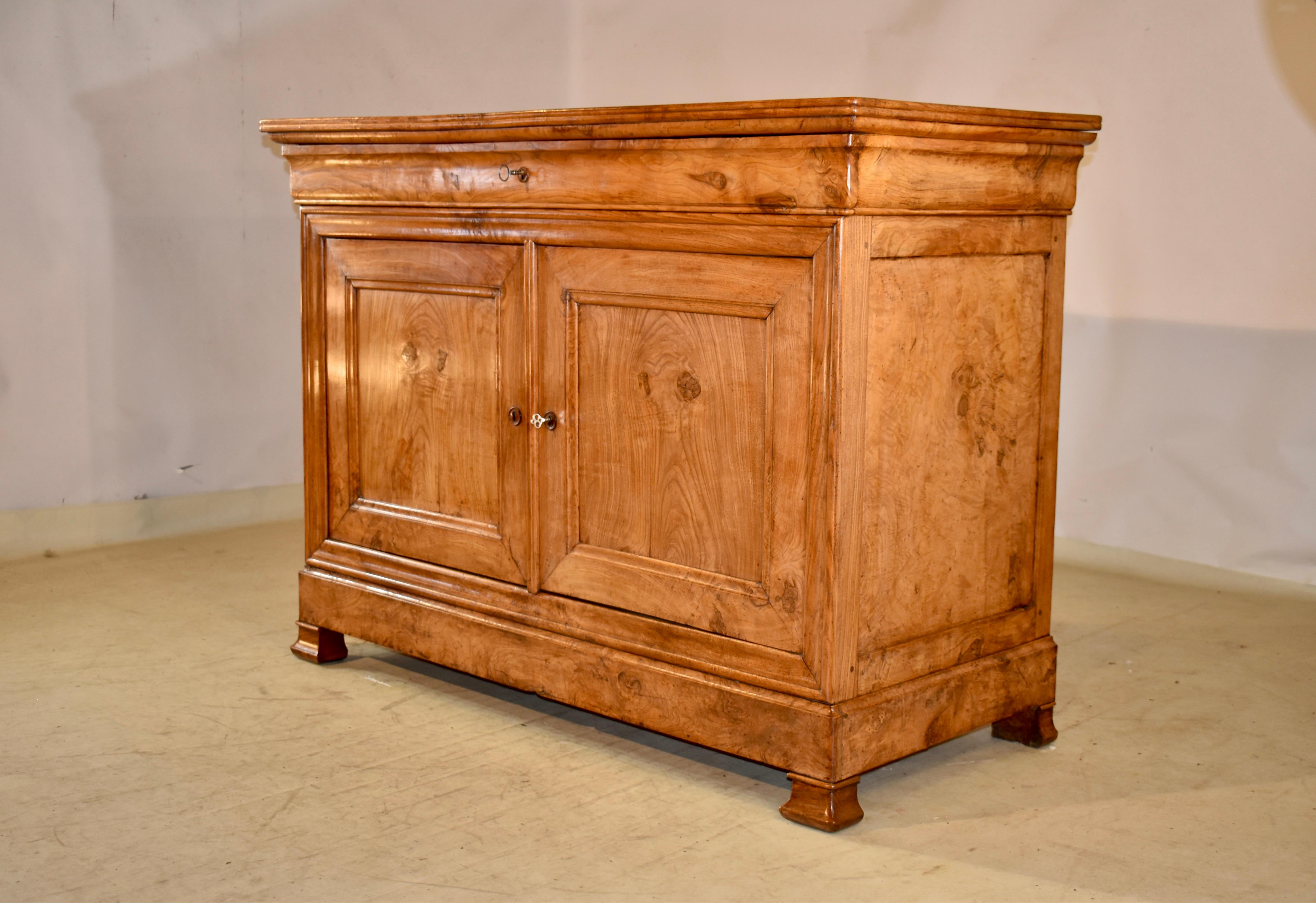 19th Century French Elm Buffet  For Sale 3