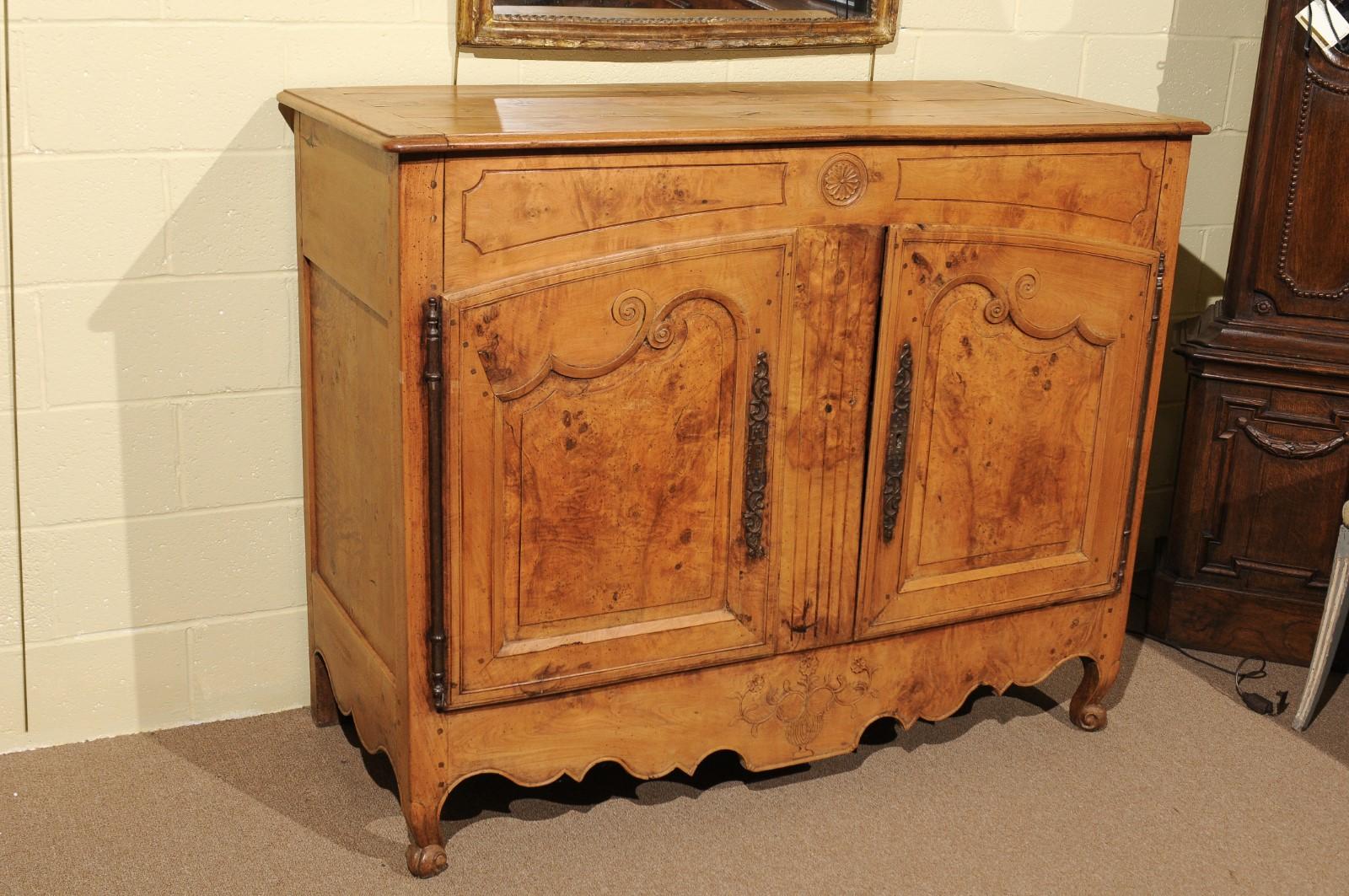 19th Century French Elm Buffet with Flower & Urn Carving For Sale 2