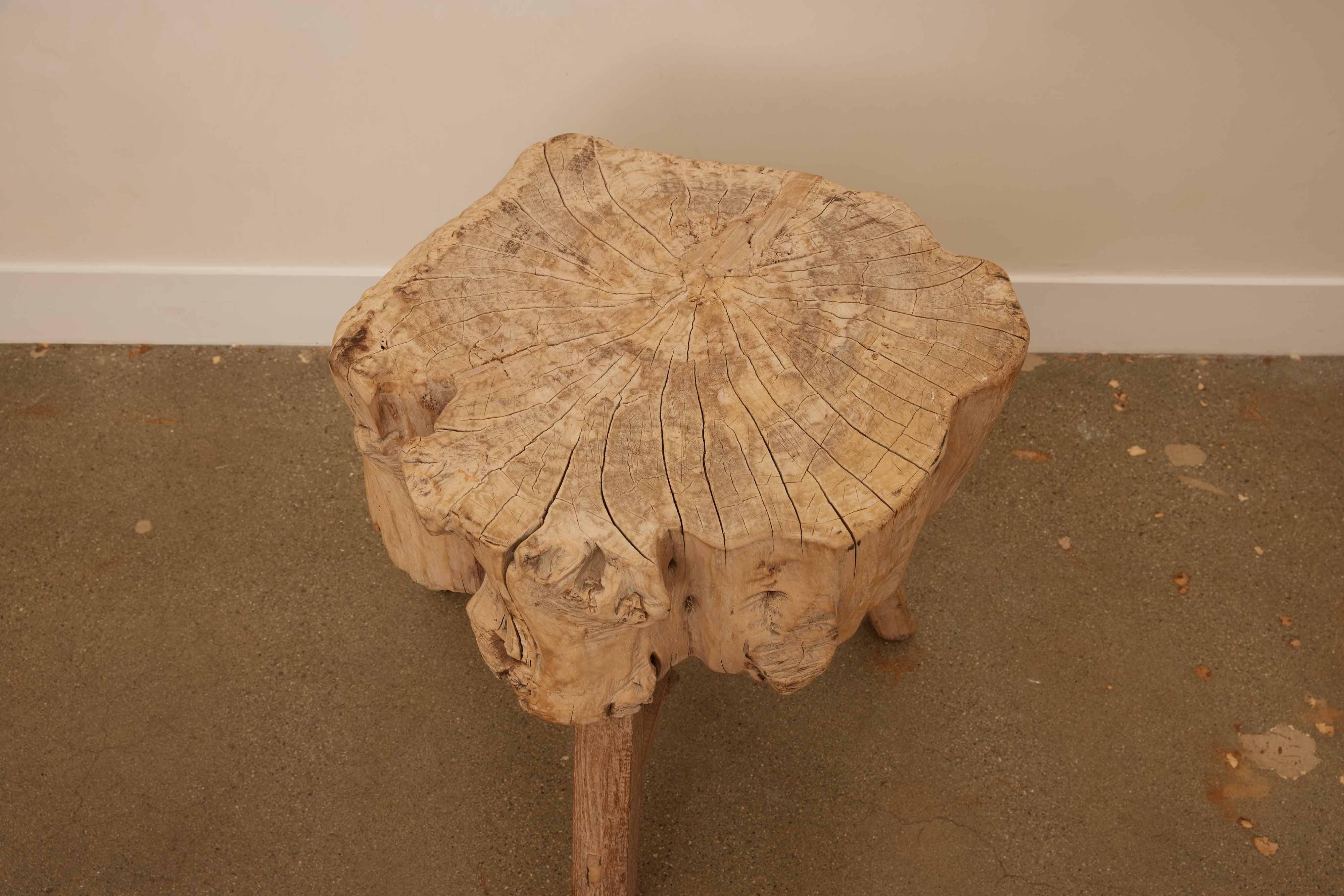 19th Century French Elm Chopping Block Side Table For Sale 1