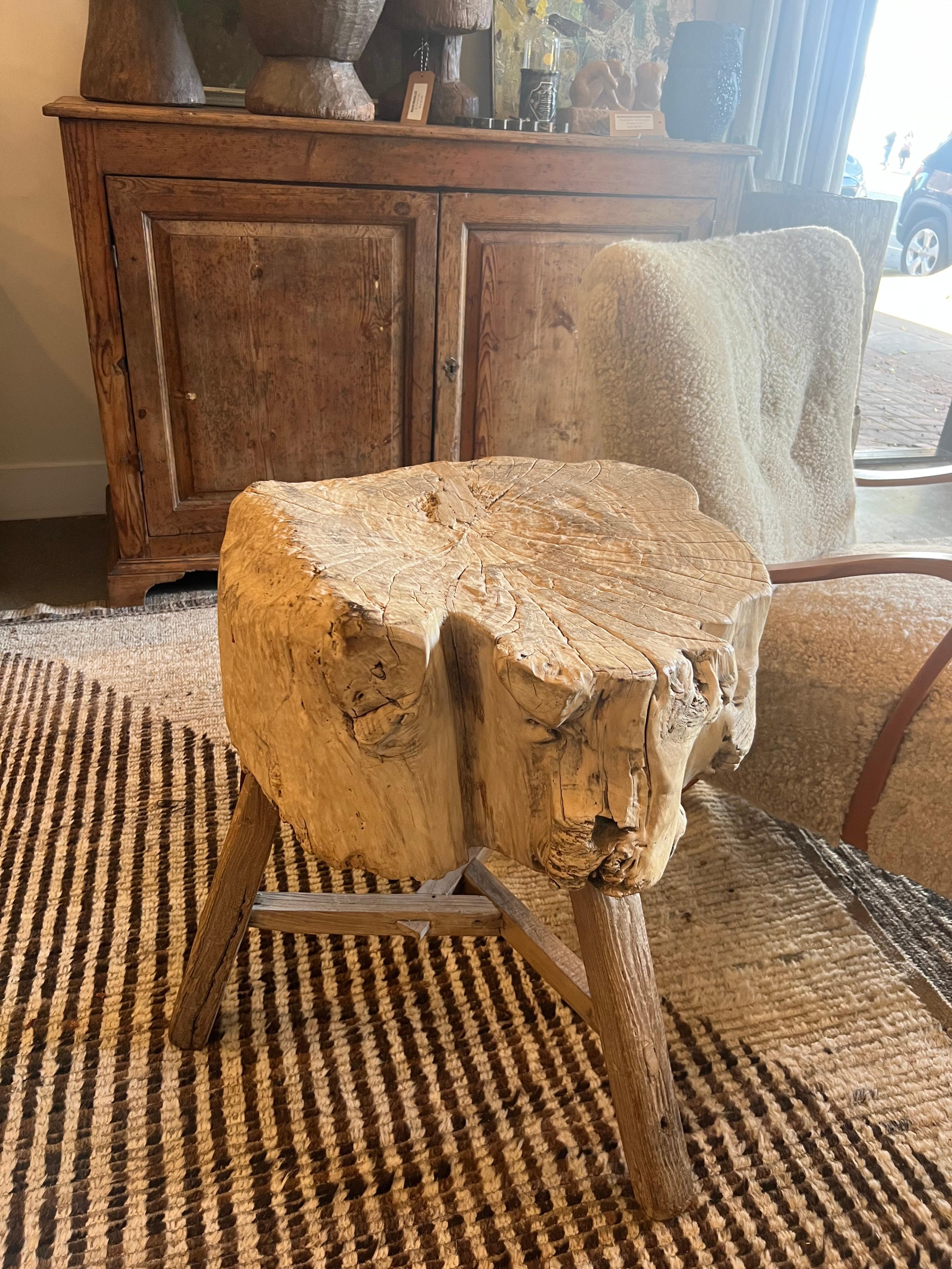19th Century French Elm Chopping Block Side Table For Sale 2