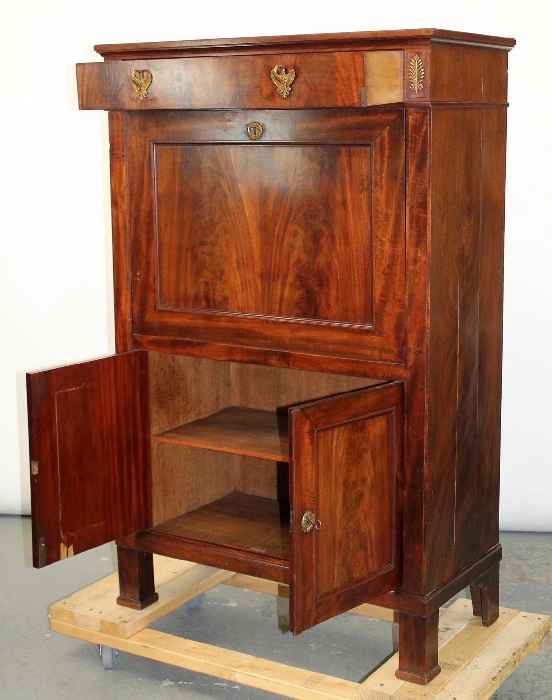 19th Century French Empire Abattant Secretary Desk in Flame Mahogany Drop Down In Good Condition For Sale In Atlanta, GA