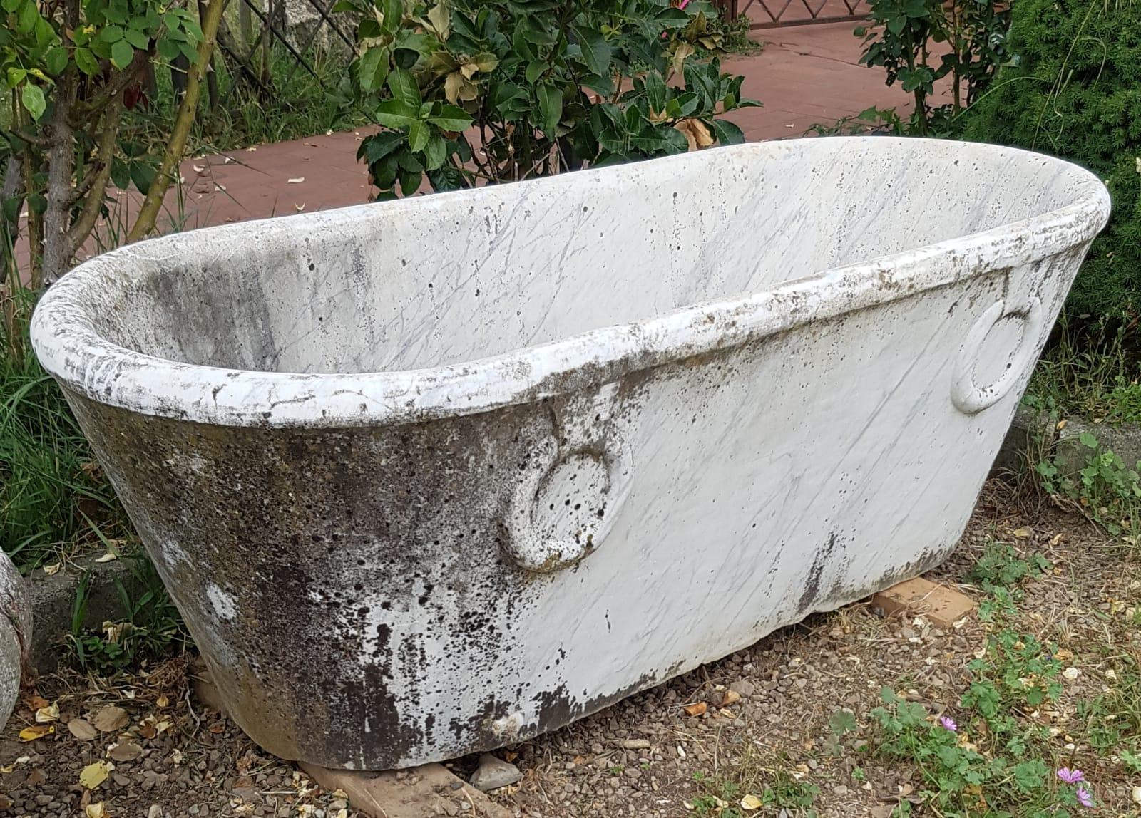 19th Century French Empire Bathtub in Marble, 1805s 3