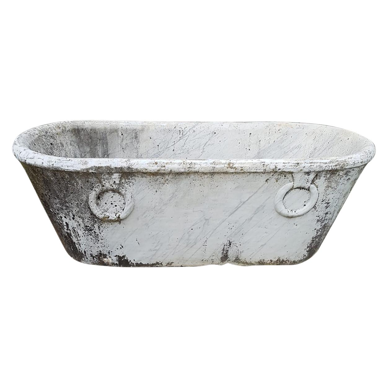 19th Century French Empire Bathtub in Marble, 1805s