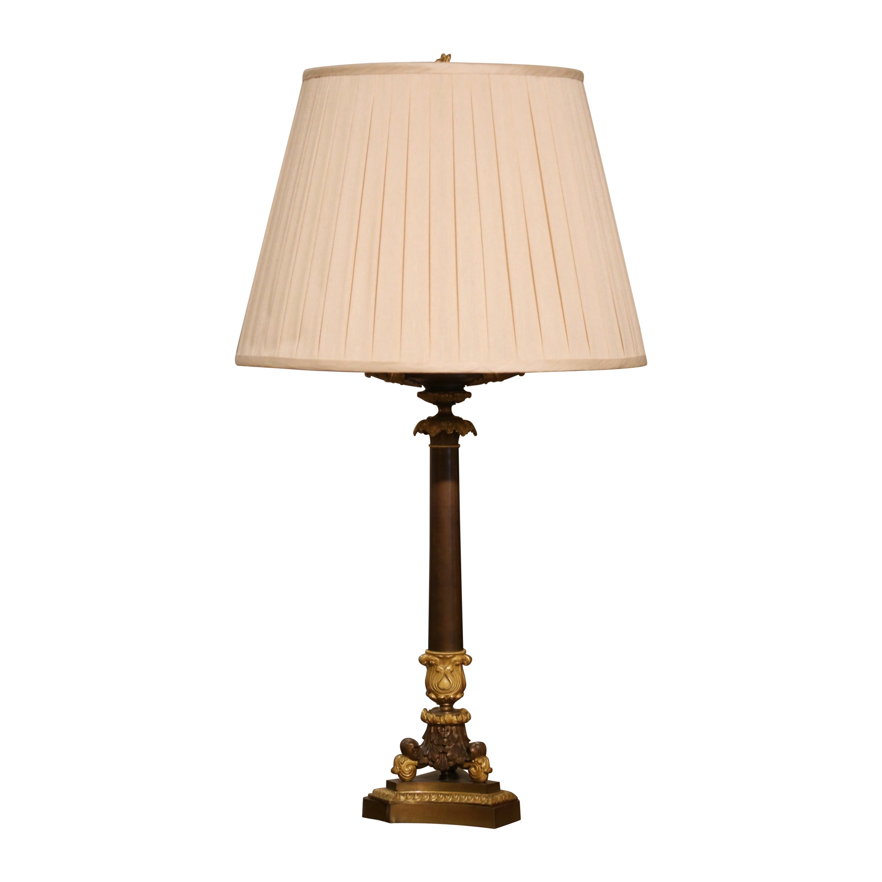 Französische Empire-Kandelaber-Tischlampe aus Bronze mit zwei Lichtern aus dem 19. Jahrhundert
