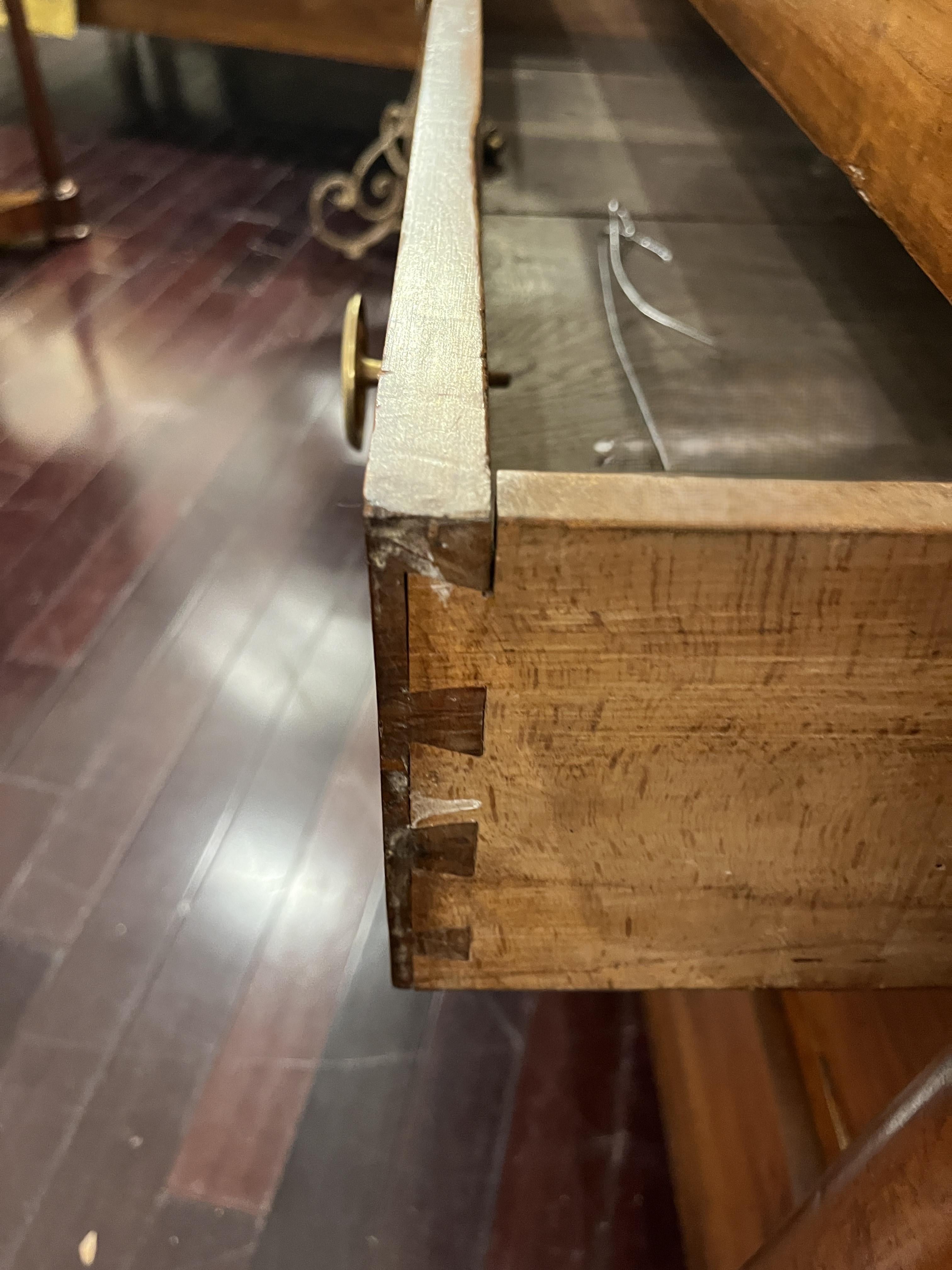 Cassettiera Impero francese del XIX secolo in vendita 2