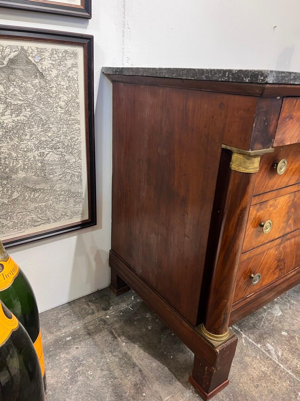 Français Commode Empire française du XIXe siècle en vente