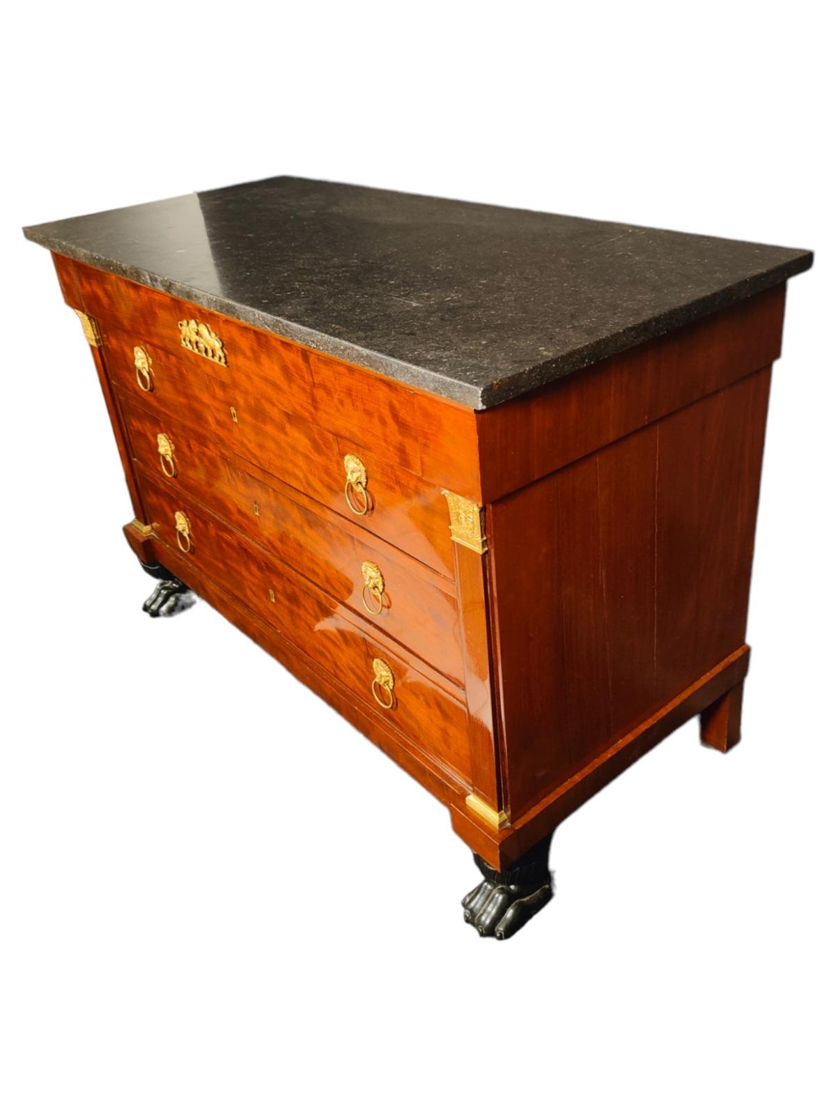  19th Century French Empire Commode In Good Condition For Sale In Madrid, ES