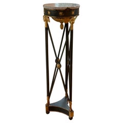 Französischer Empire-Sockel des 19. Jahrhunderts, grün lackiert und aus vergoldetem Holz