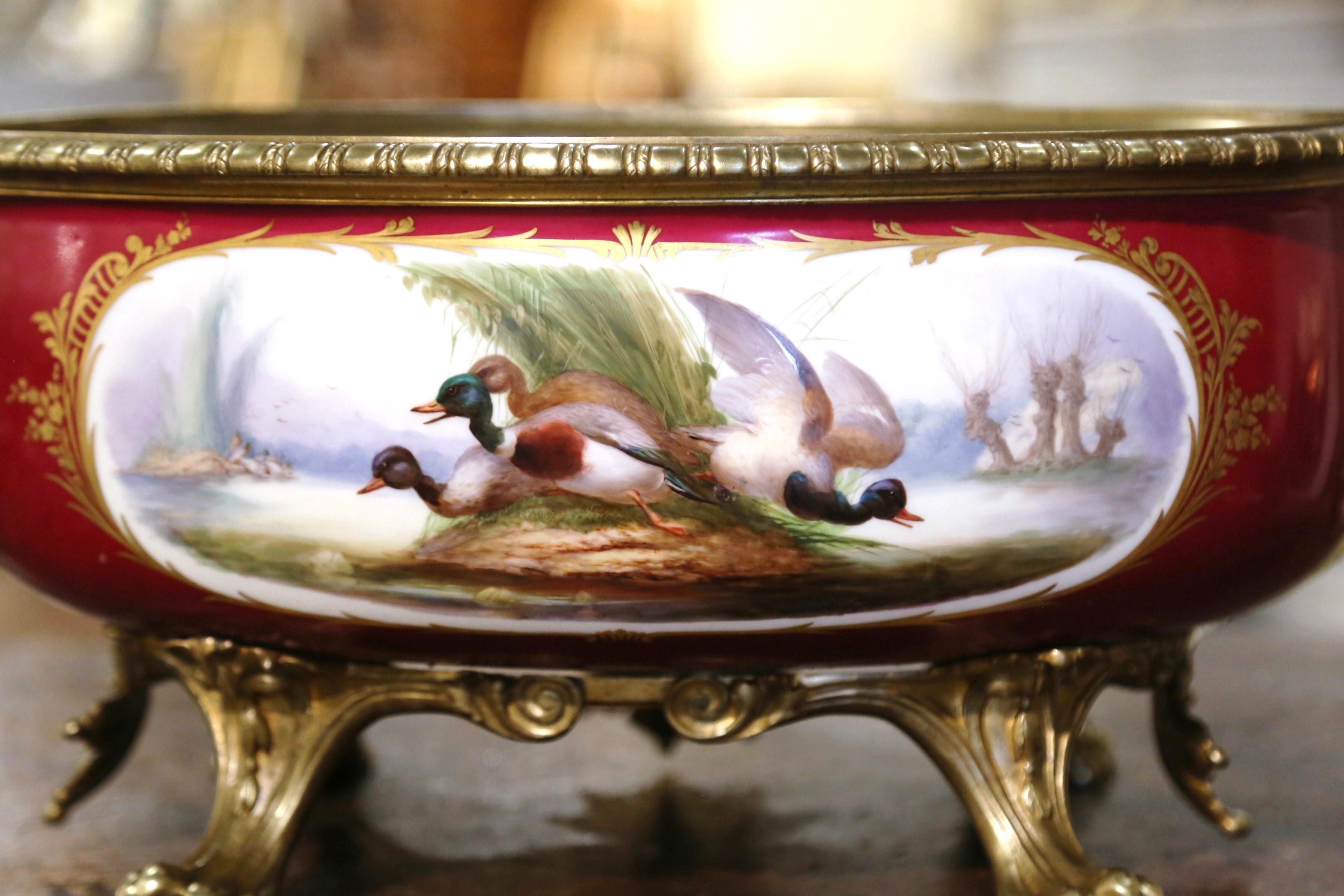 Jardinière ovale de style Empire français du 19ème siècle peinte à la main « Porcelaine de Paris » en vente 1