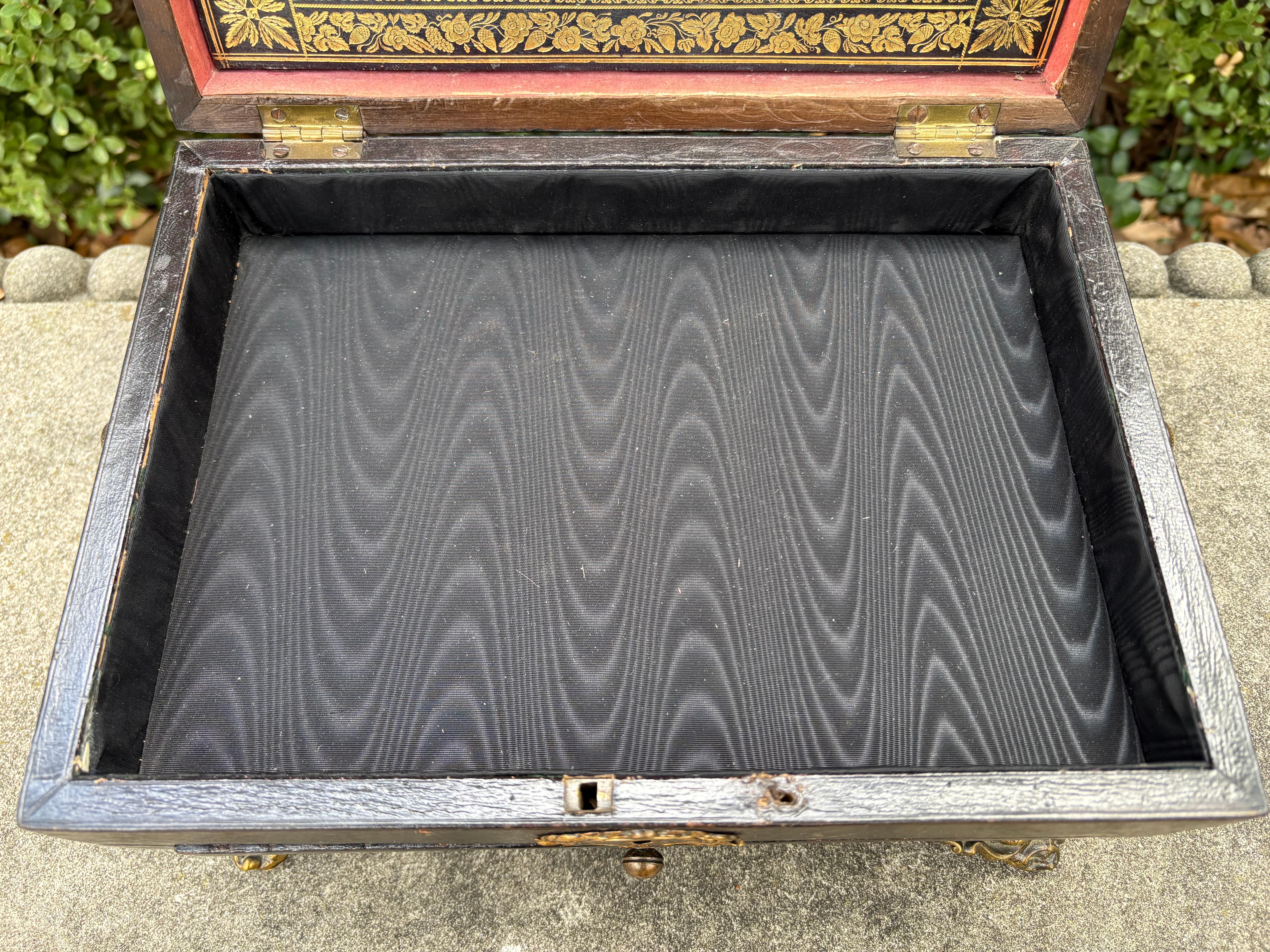 Scatola in pelle Impero francese del XIX secolo in vendita 5
