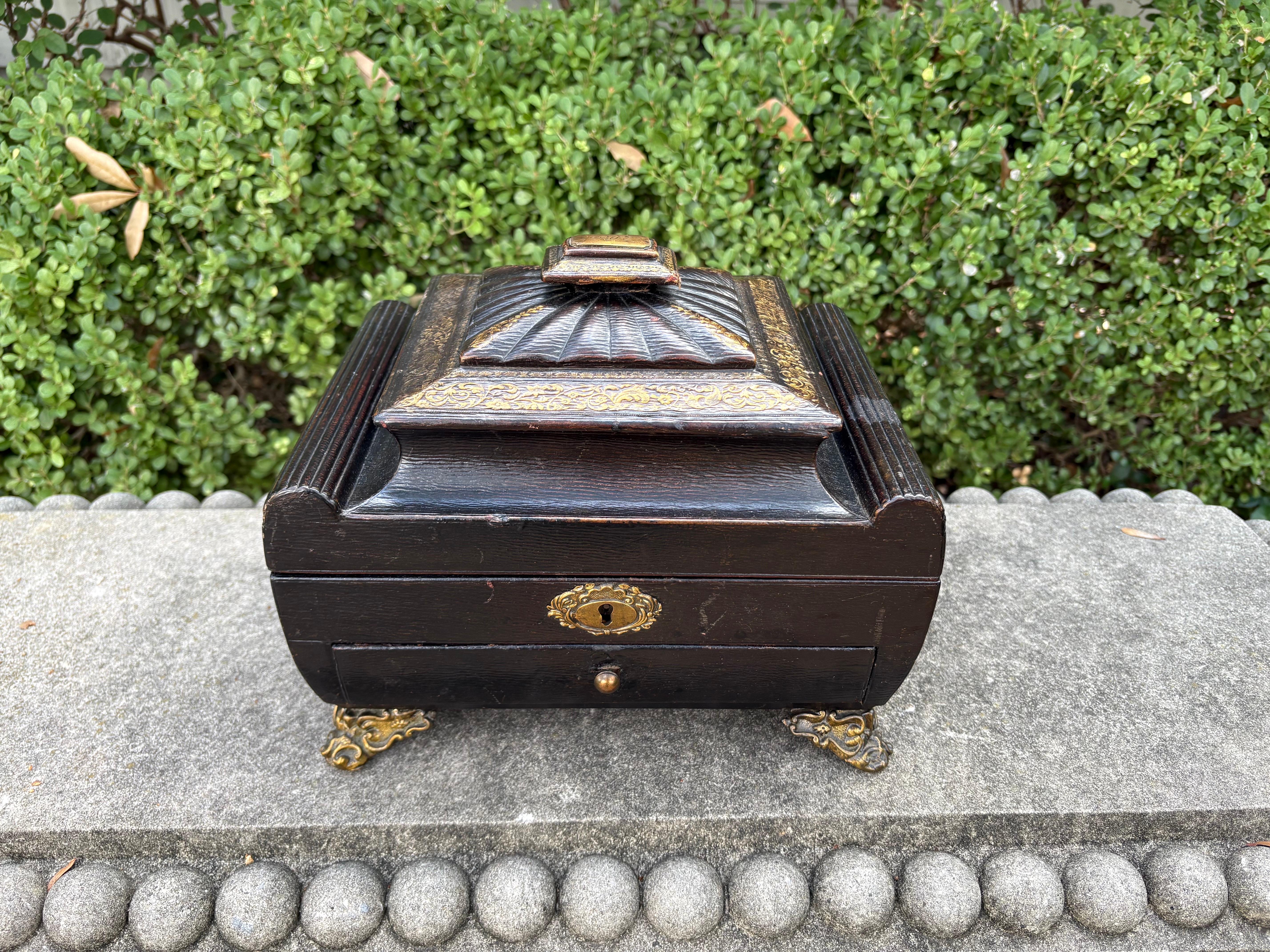 Scatola in pelle Impero francese del XIX secolo in vendita 8