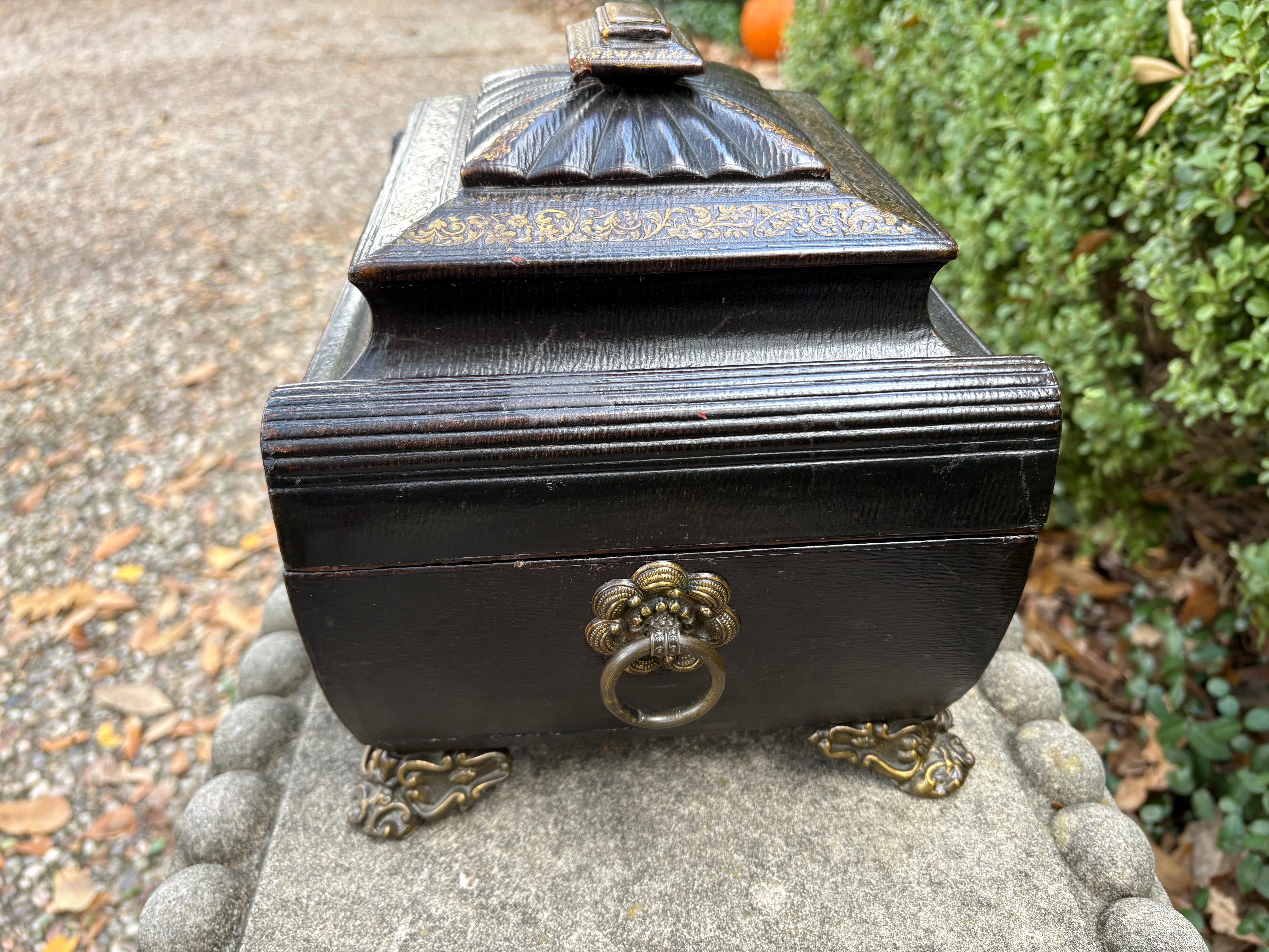 Bronzo Scatola in pelle Impero francese del XIX secolo in vendita