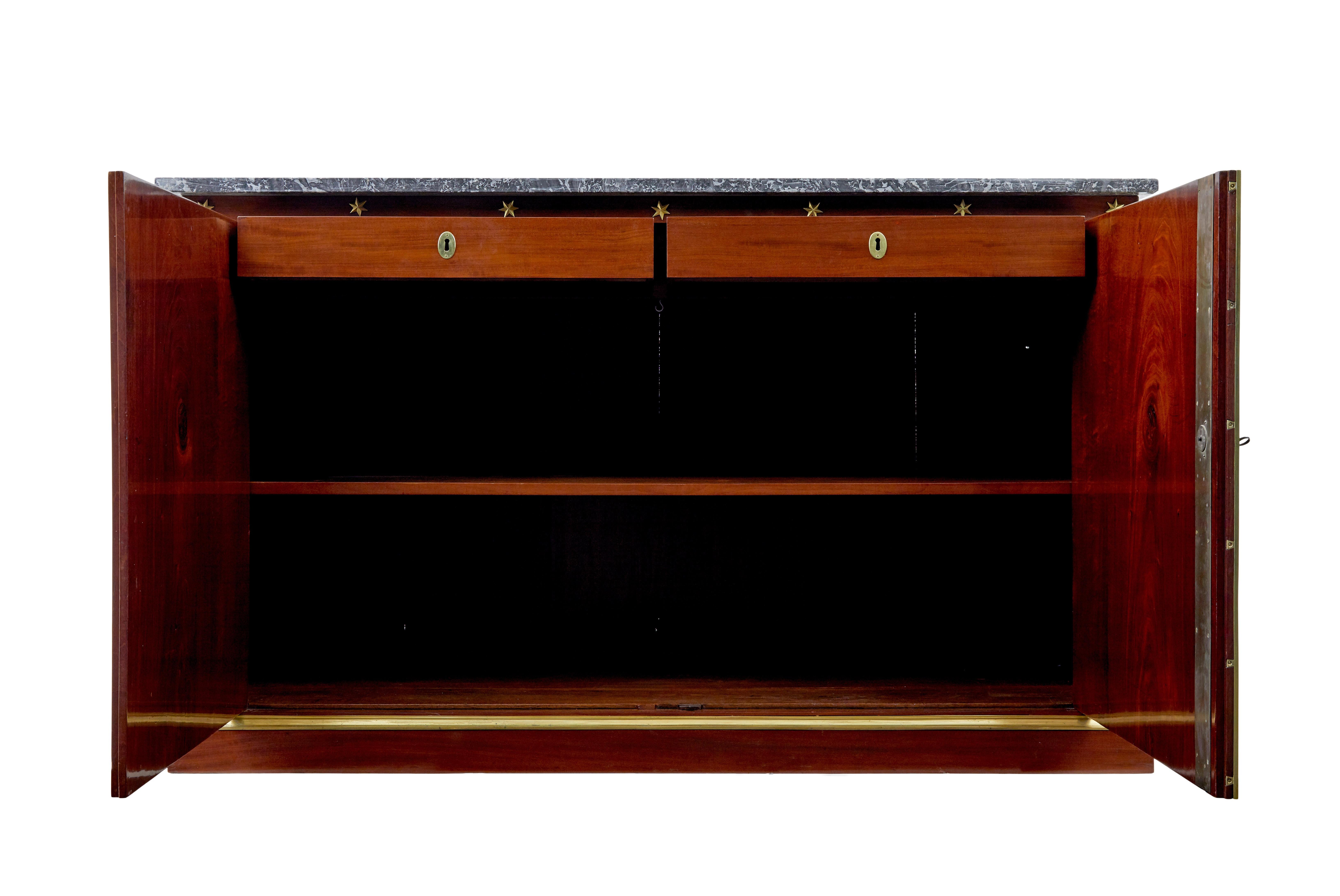 Stile impero Credenza francese impero in mogano del XIX secolo in vendita