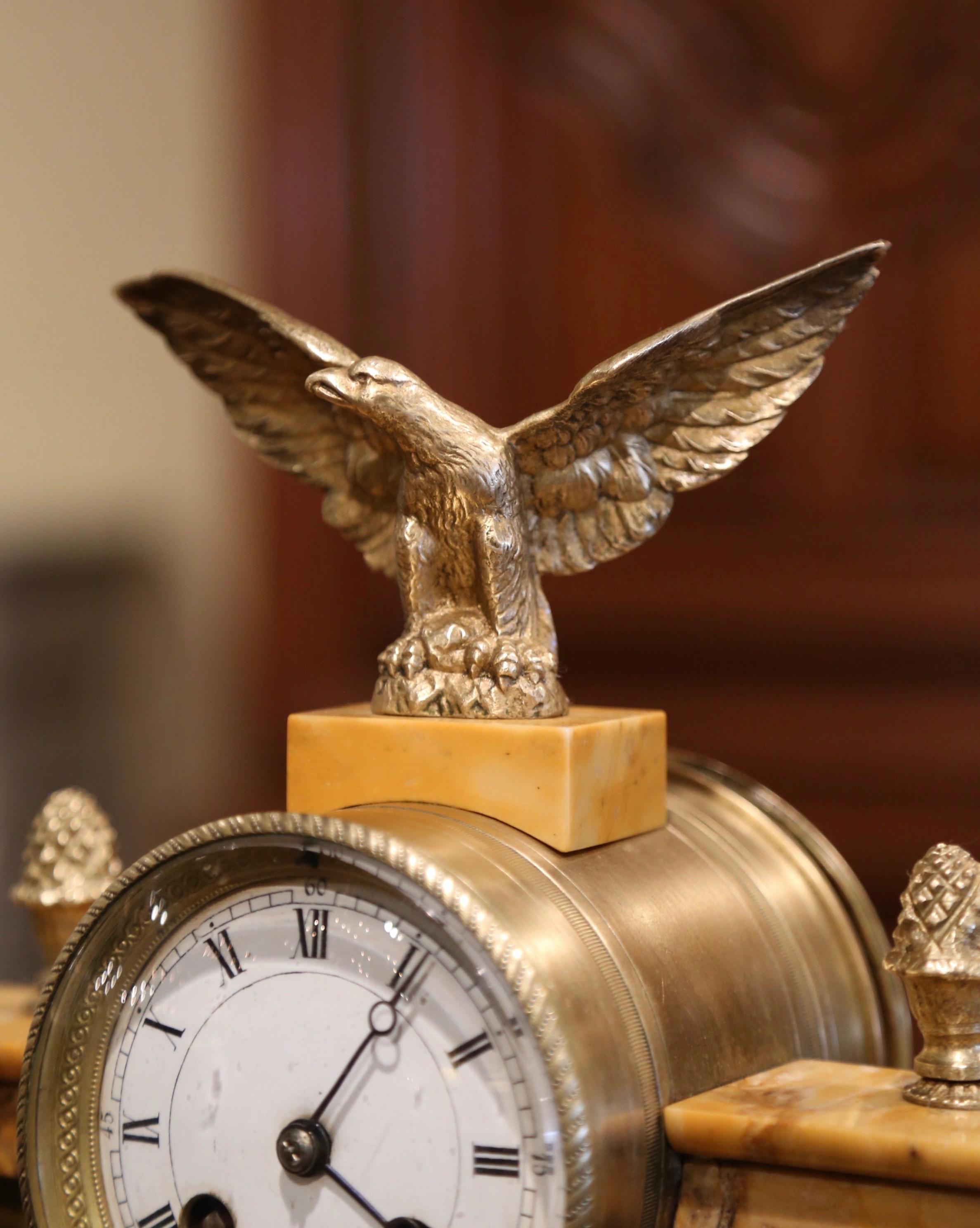 pendule de cheminée Empire du XIXe siècle en marbre et bronze de Bonnet & Pottier 2