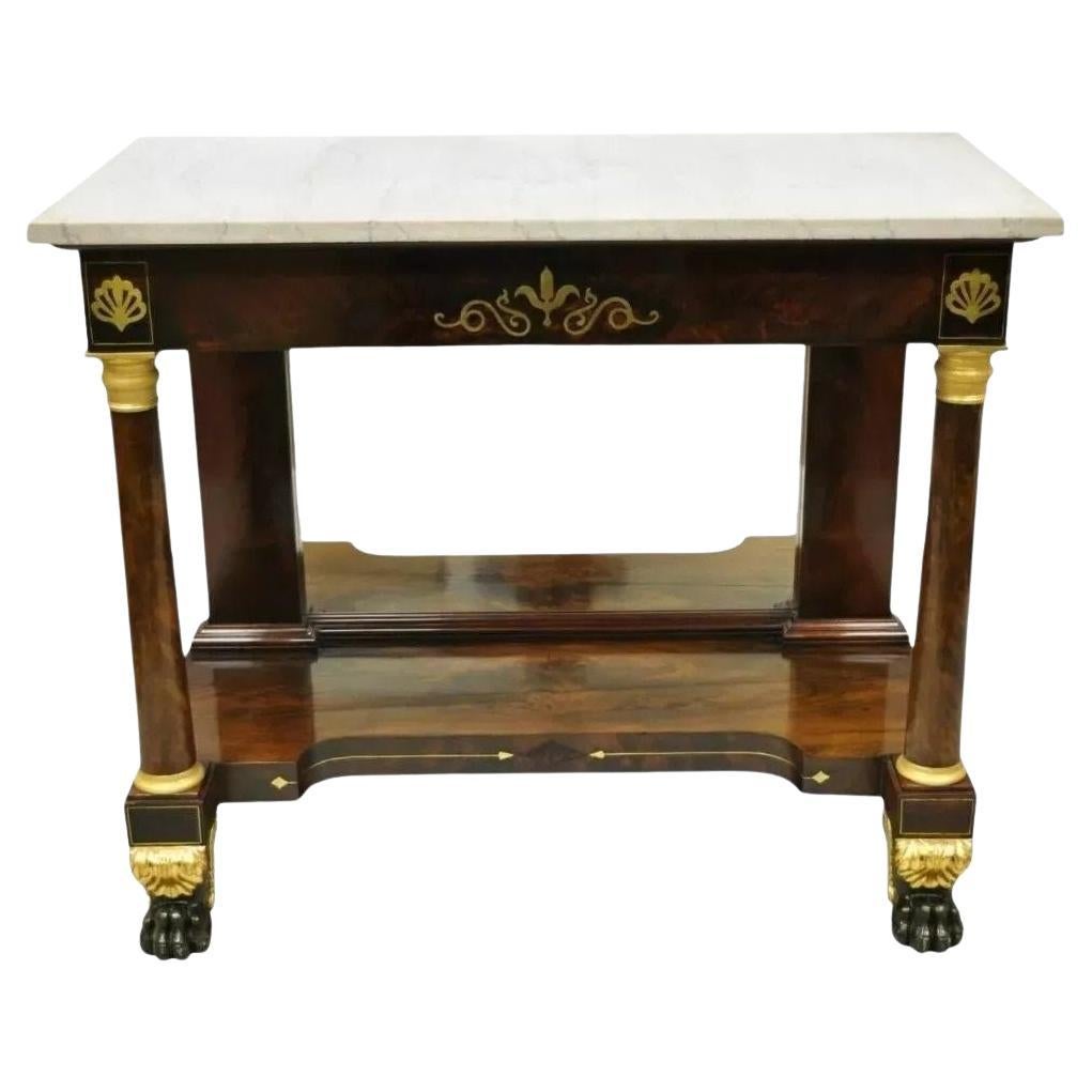 Tavolo da sala consolle Impero francese del XIX secolo con piano in marmo e piedi a zampa d'asino in bronzo in vendita
