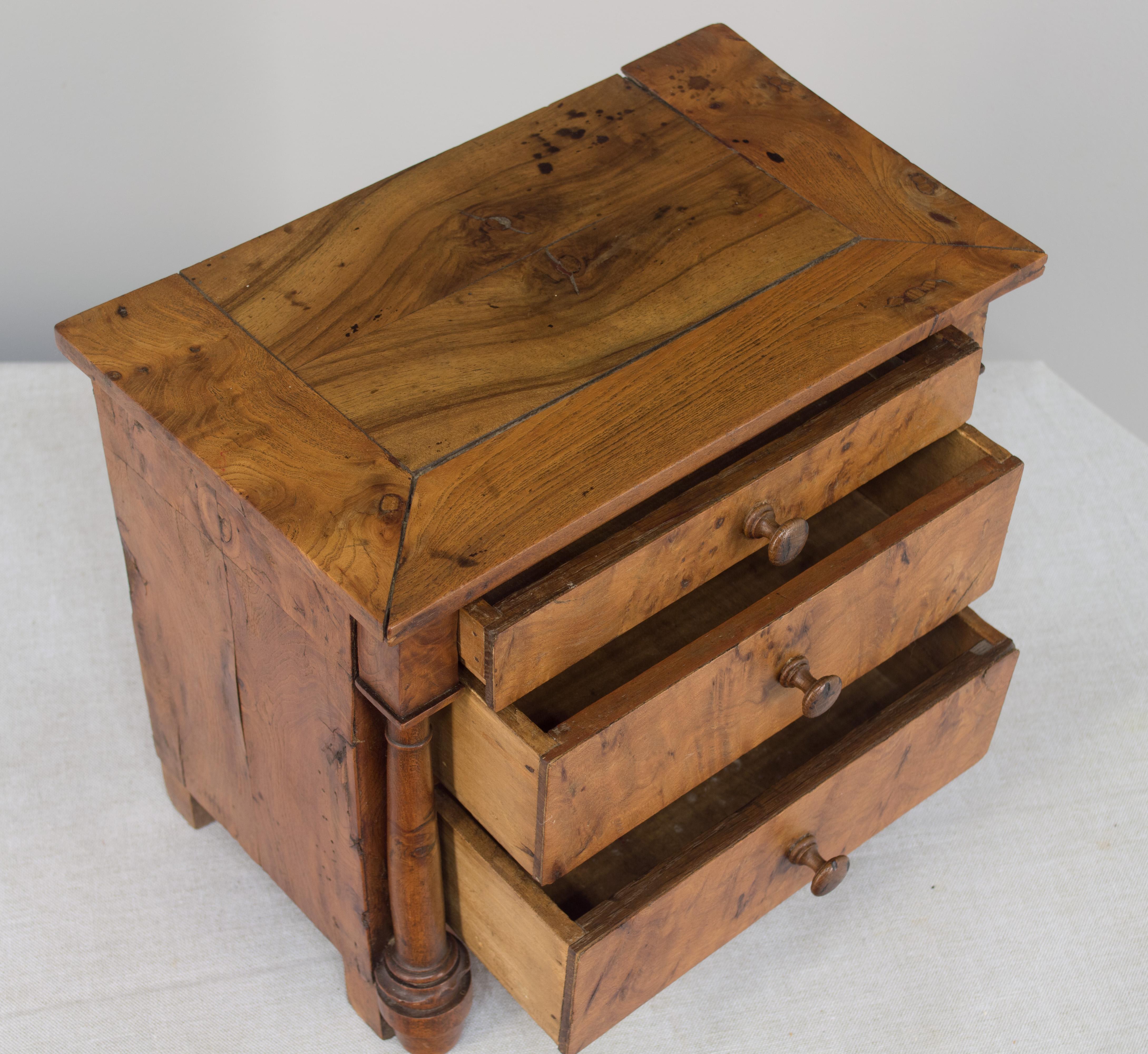 19th Century French Empire Miniature Commode For Sale 3