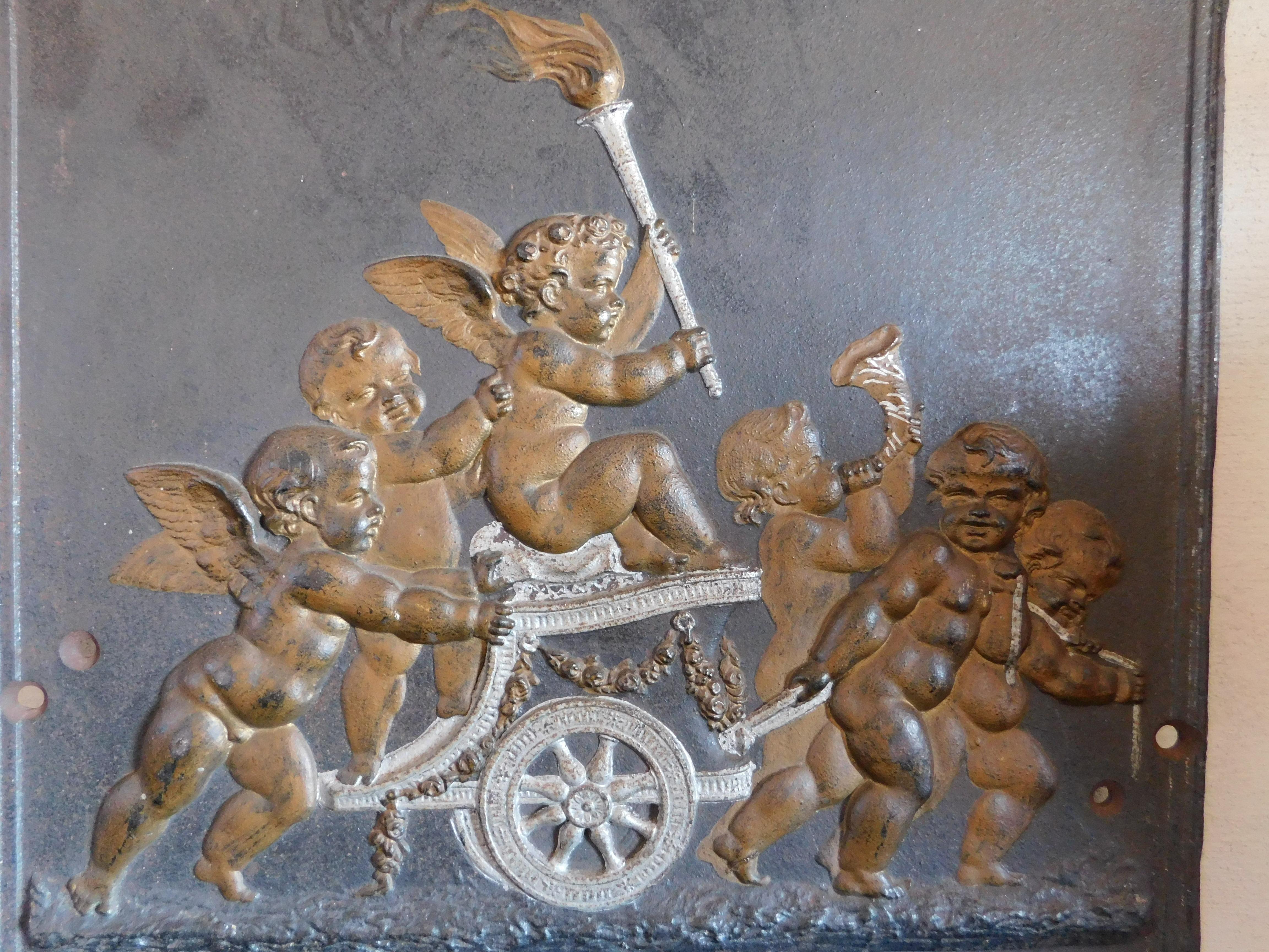 19th century French Napoleon III cast iron panel depicting cherubs on a chariot.
Beautiful clear casting in very good condition.