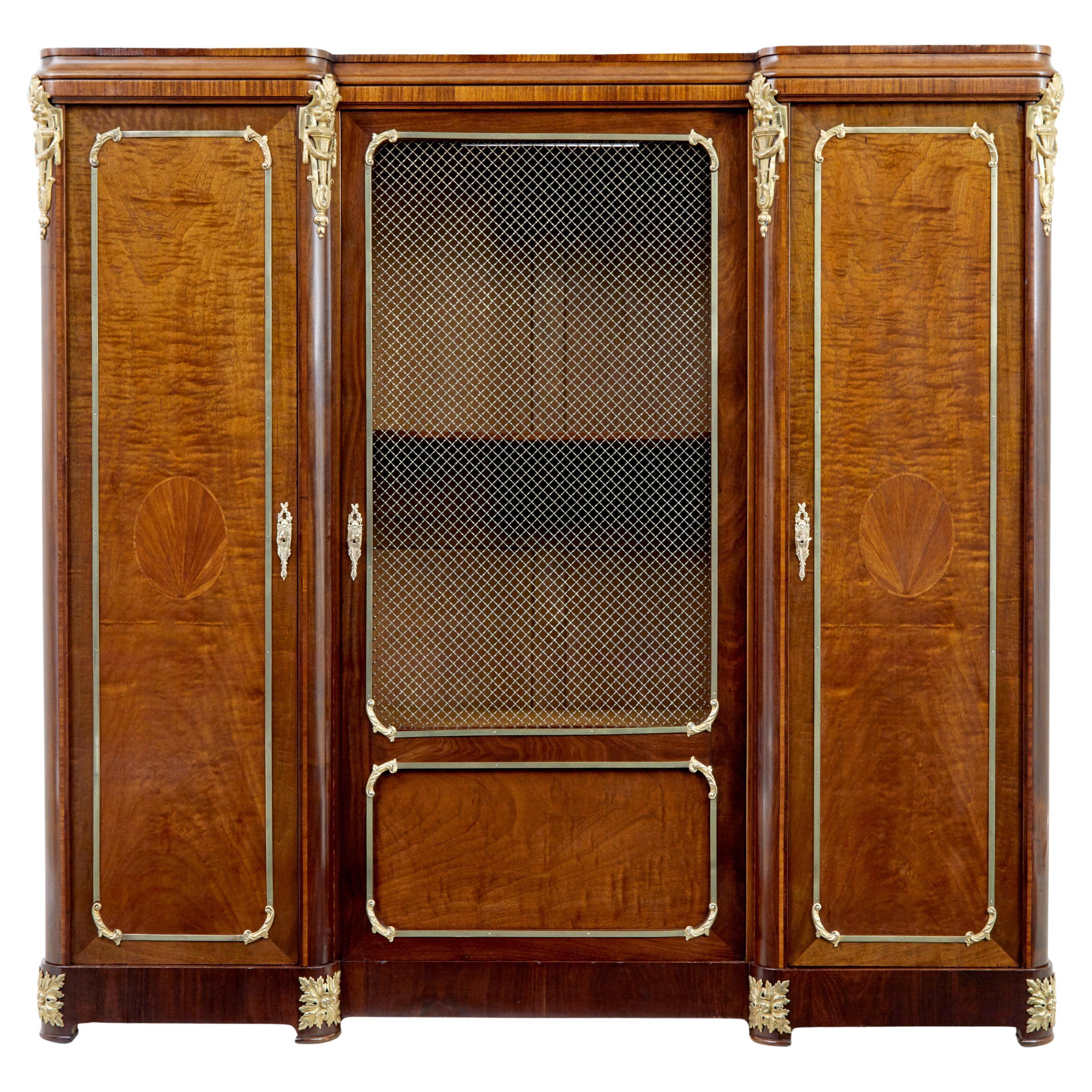 Cabinet empire français du 19e siècle en bronze doré et acajou