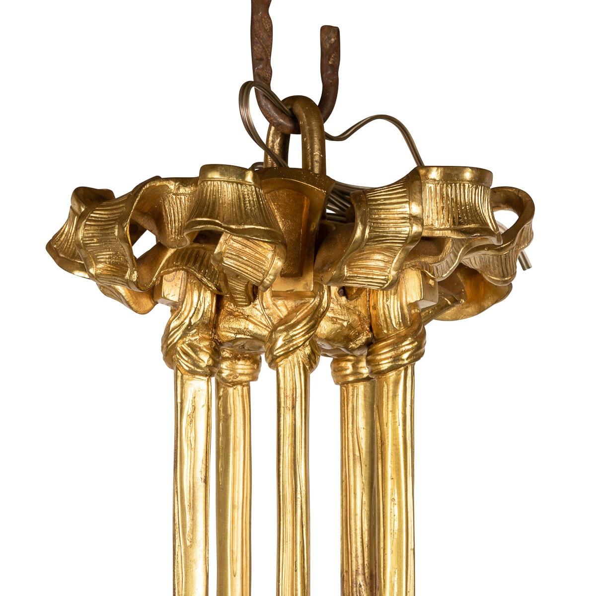 Bronze 19th Century French Empire Ormolu Chandelier With Trumpet Light Fittings, c.1870 For Sale