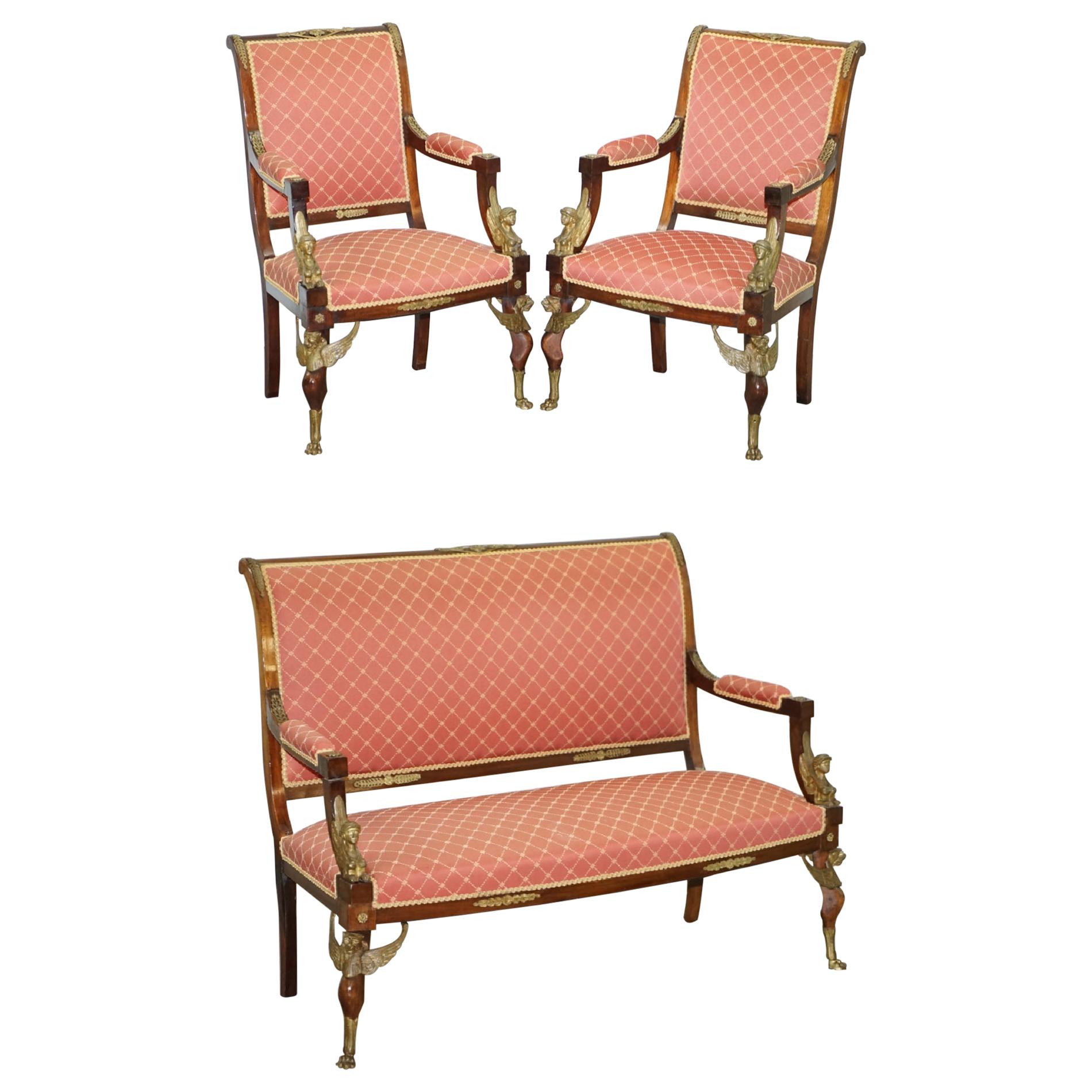 Suite-Sofa-Sessel aus ägyptischem Hartholz, Goldbronze- Sphinx, Französisches Empire, 19. Jahrhundert