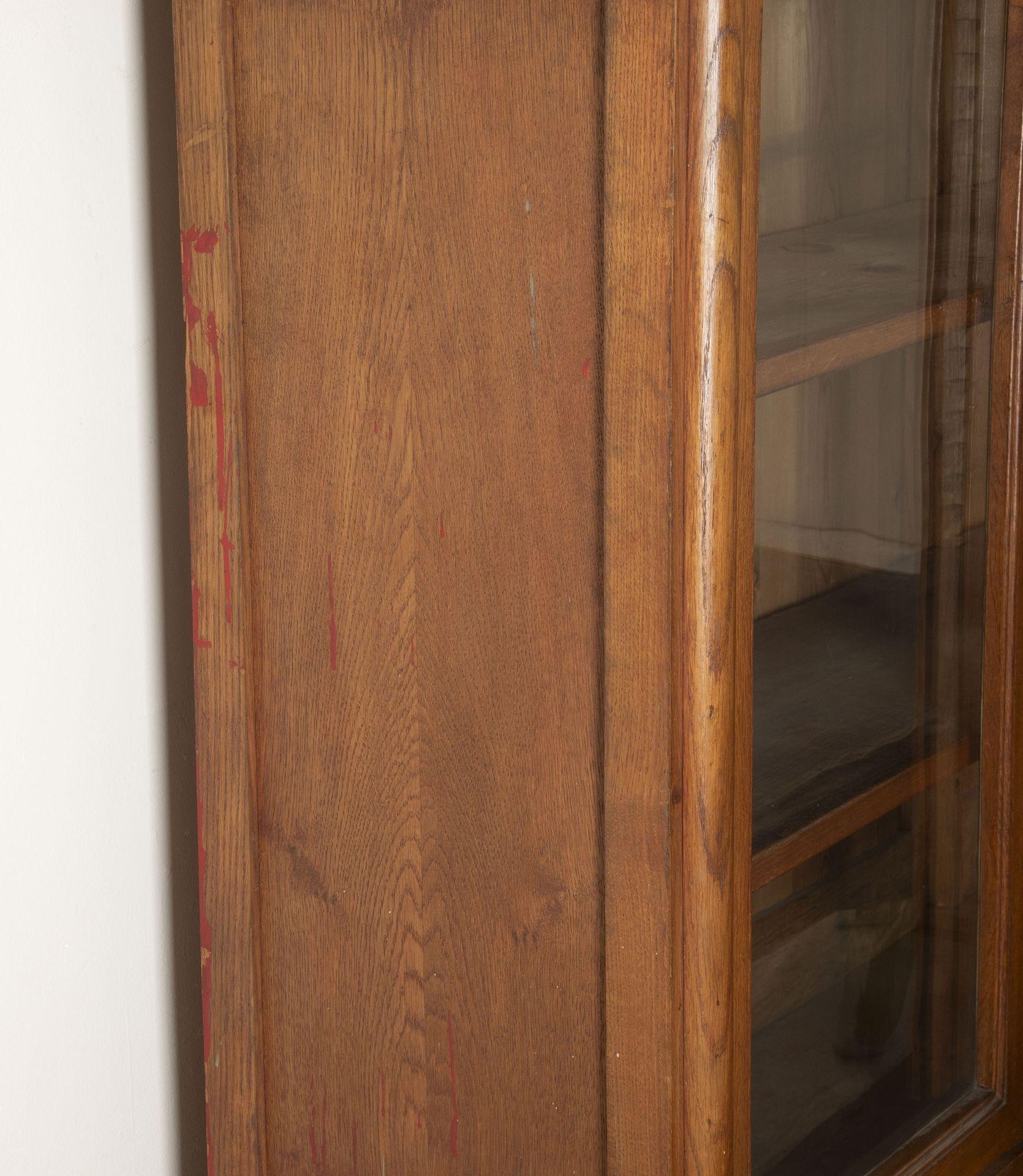 Bibliothèque en chêne d'époque Empire français du 19e siècle Bon état - En vente à Gloucestershire, GB