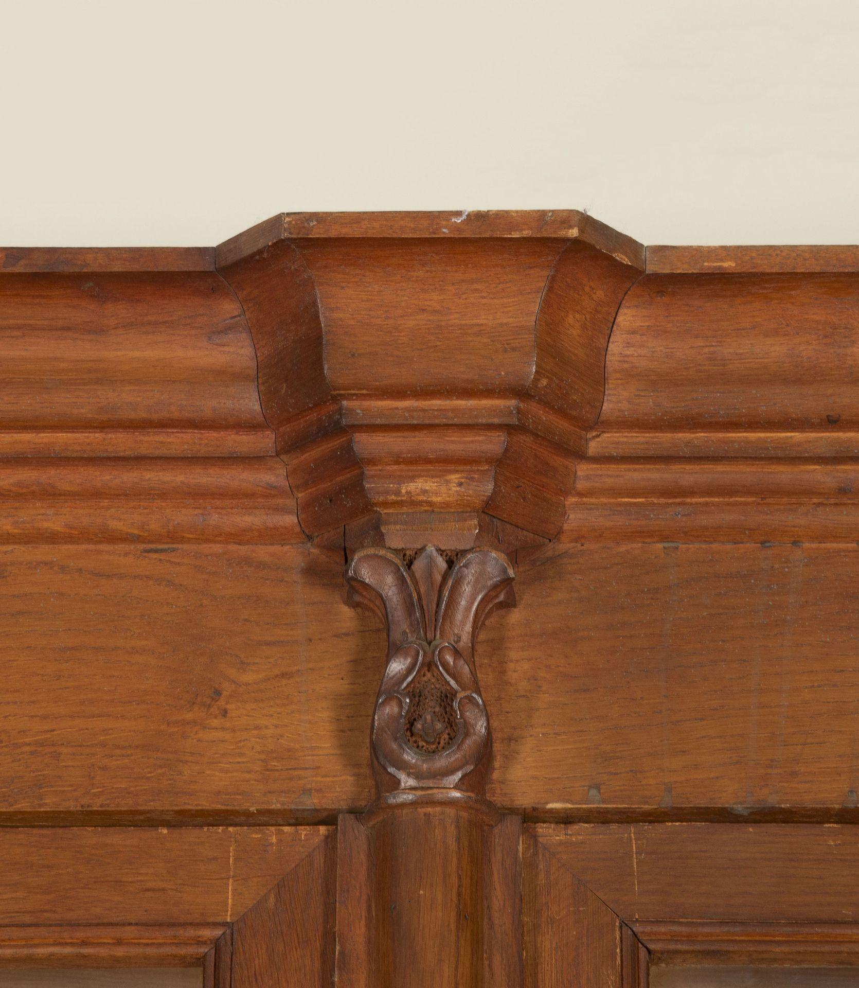 Bibliothèque en chêne d'époque Empire français du 19e siècle en vente 1