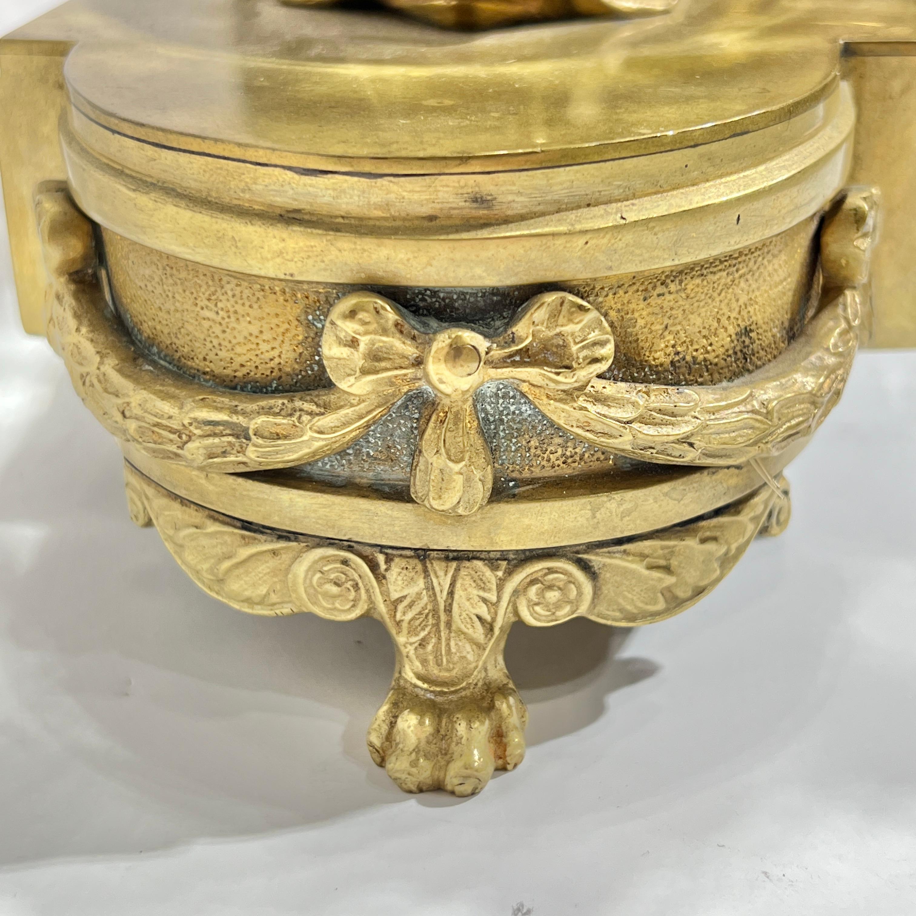 Ciotola centrotavola in bronzo e vetro tagliato in stile Impero francese del XIX secolo in vendita 2