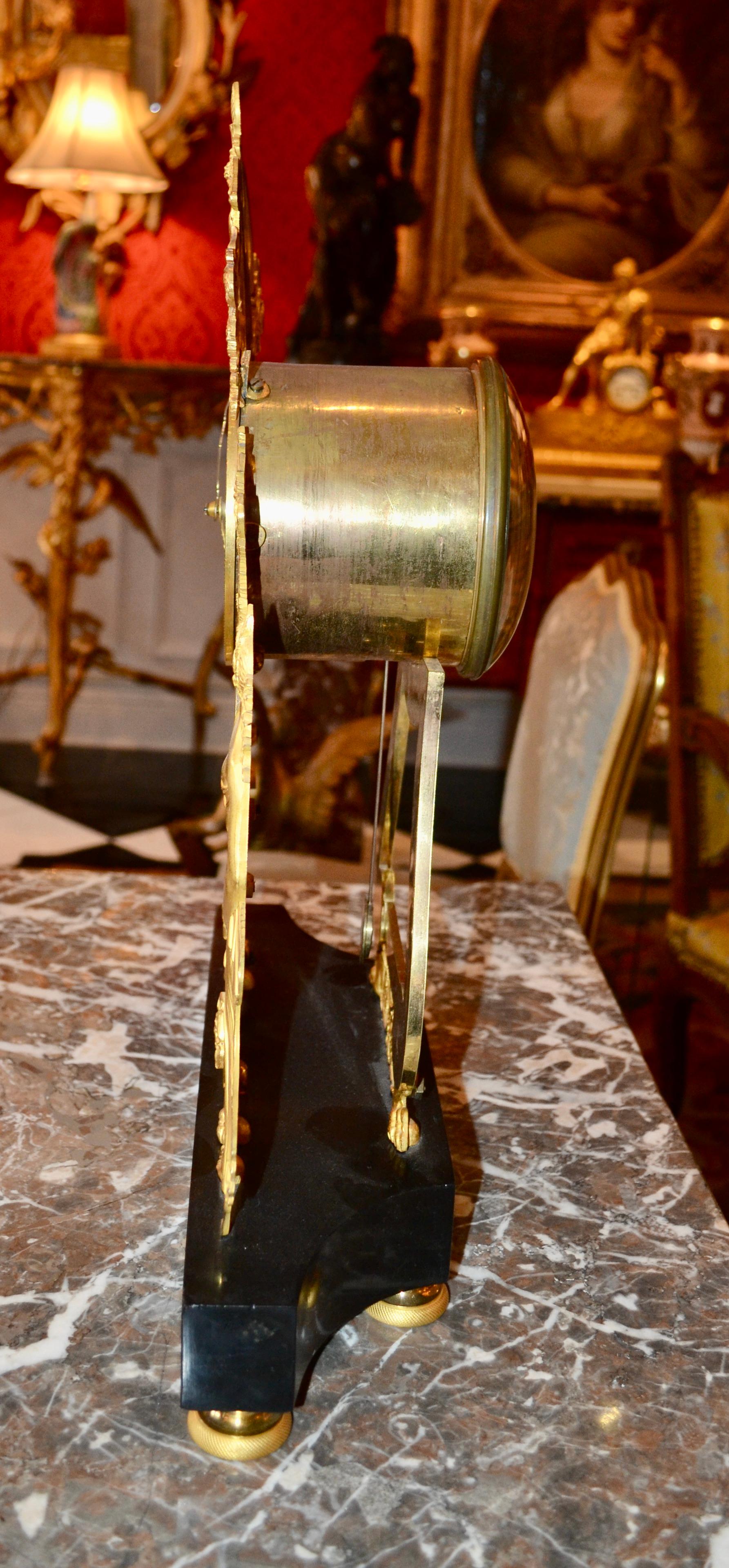 Horloge squelette de l'Empire français du 19e siècle avec Vierges gitanes en vente 7