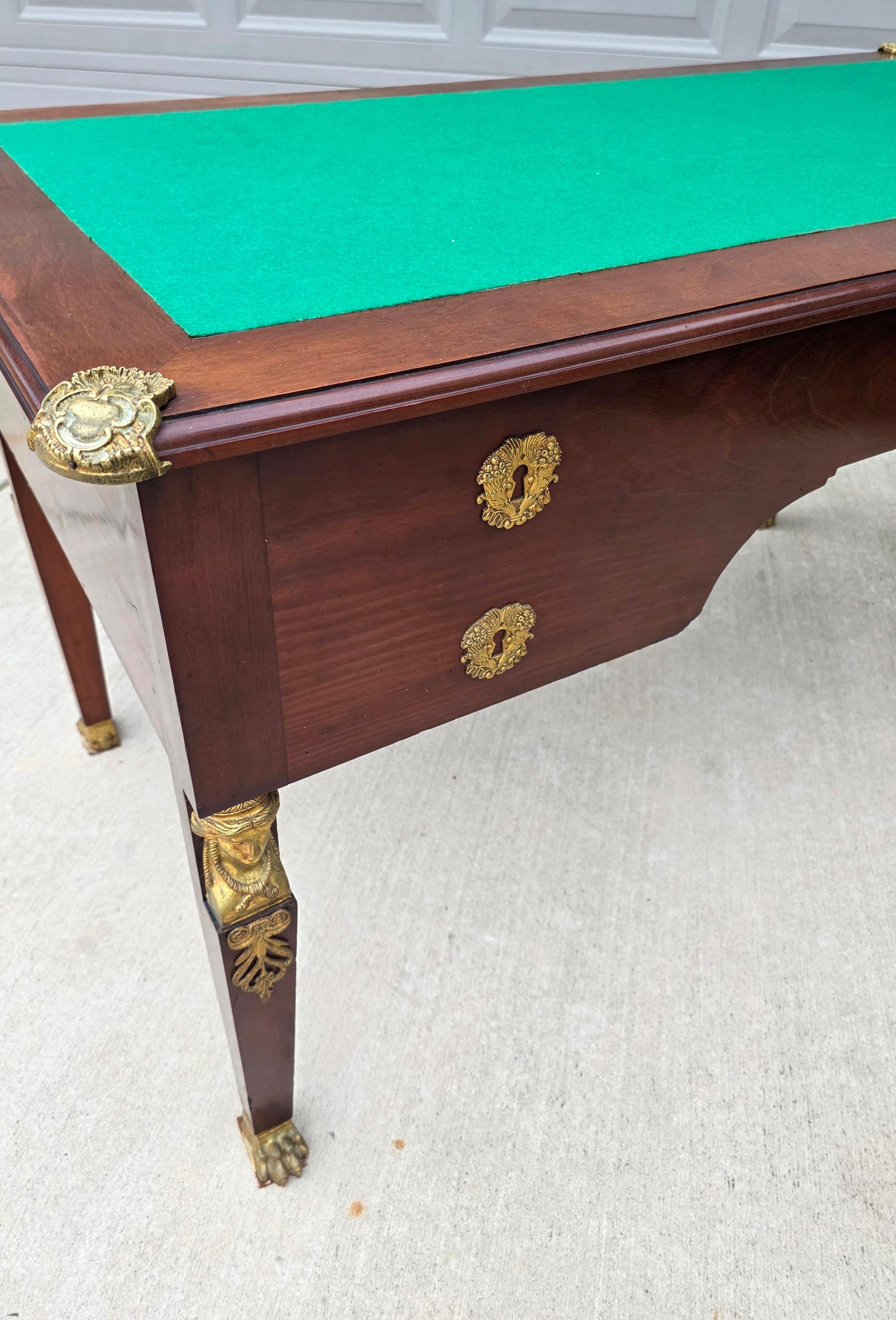 Scrivania in stile impero francese del XIX secolo con montatura in bronzo in vendita 11